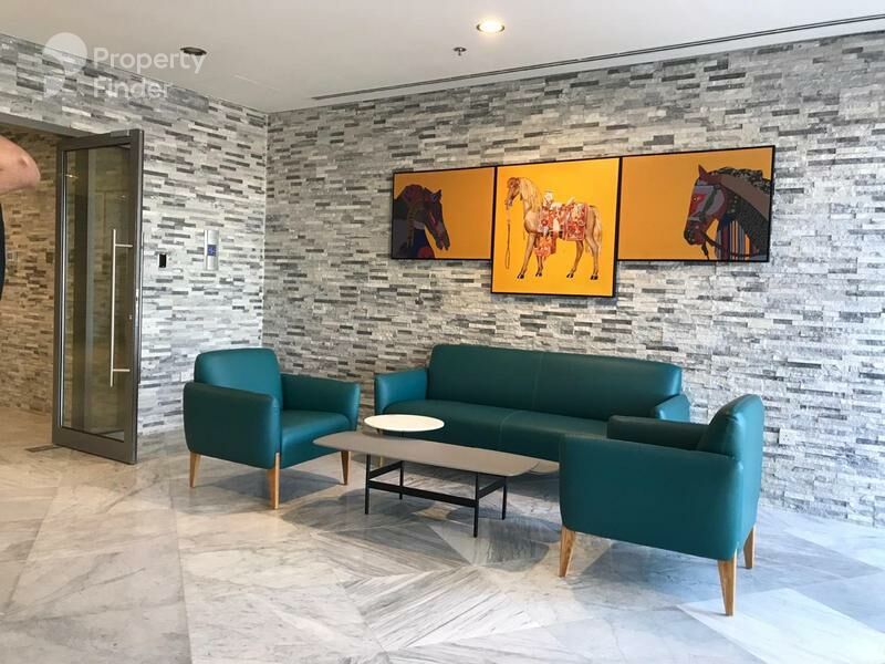 Gallery mosaic item small first