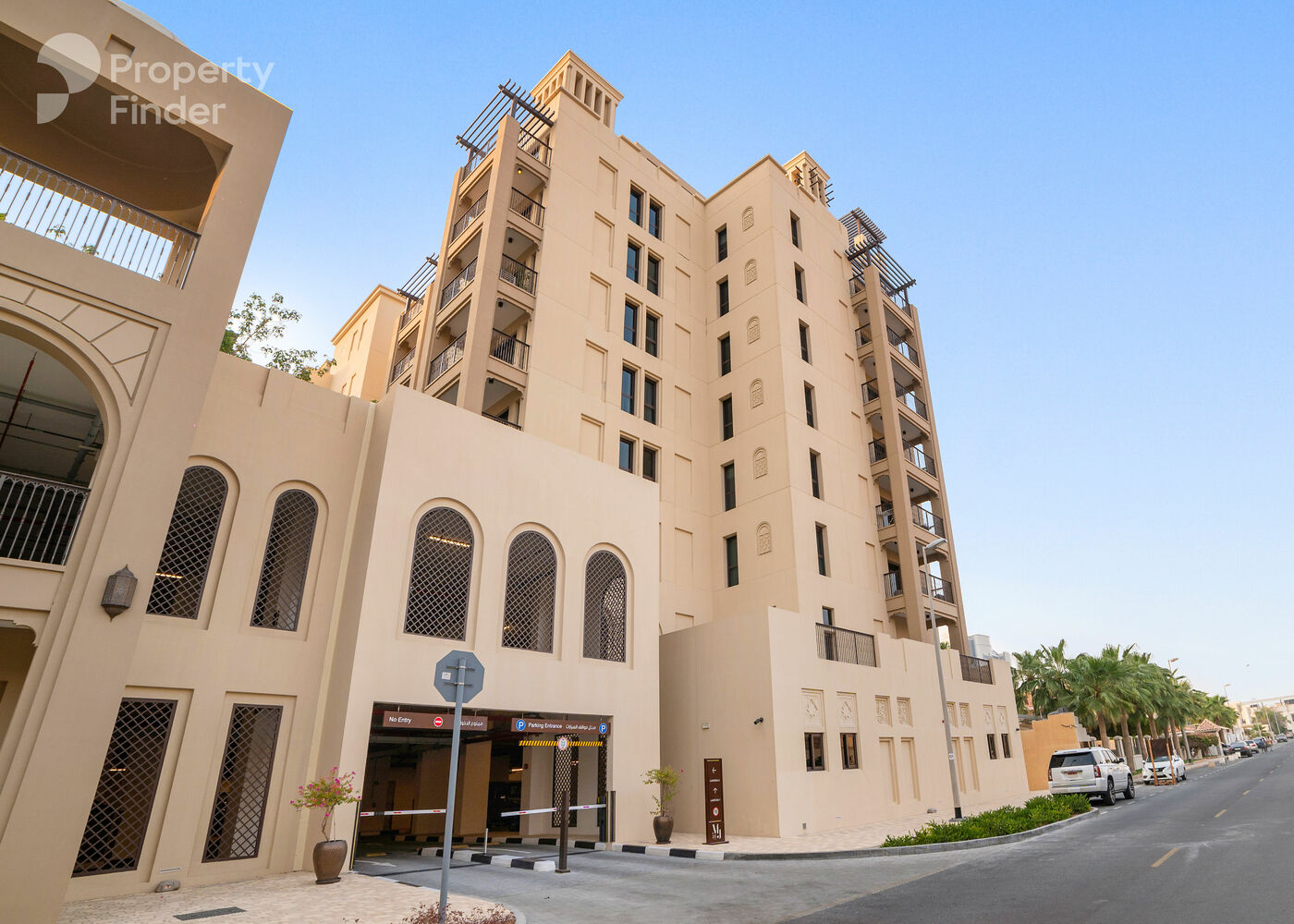 Gallery mosaic item small first