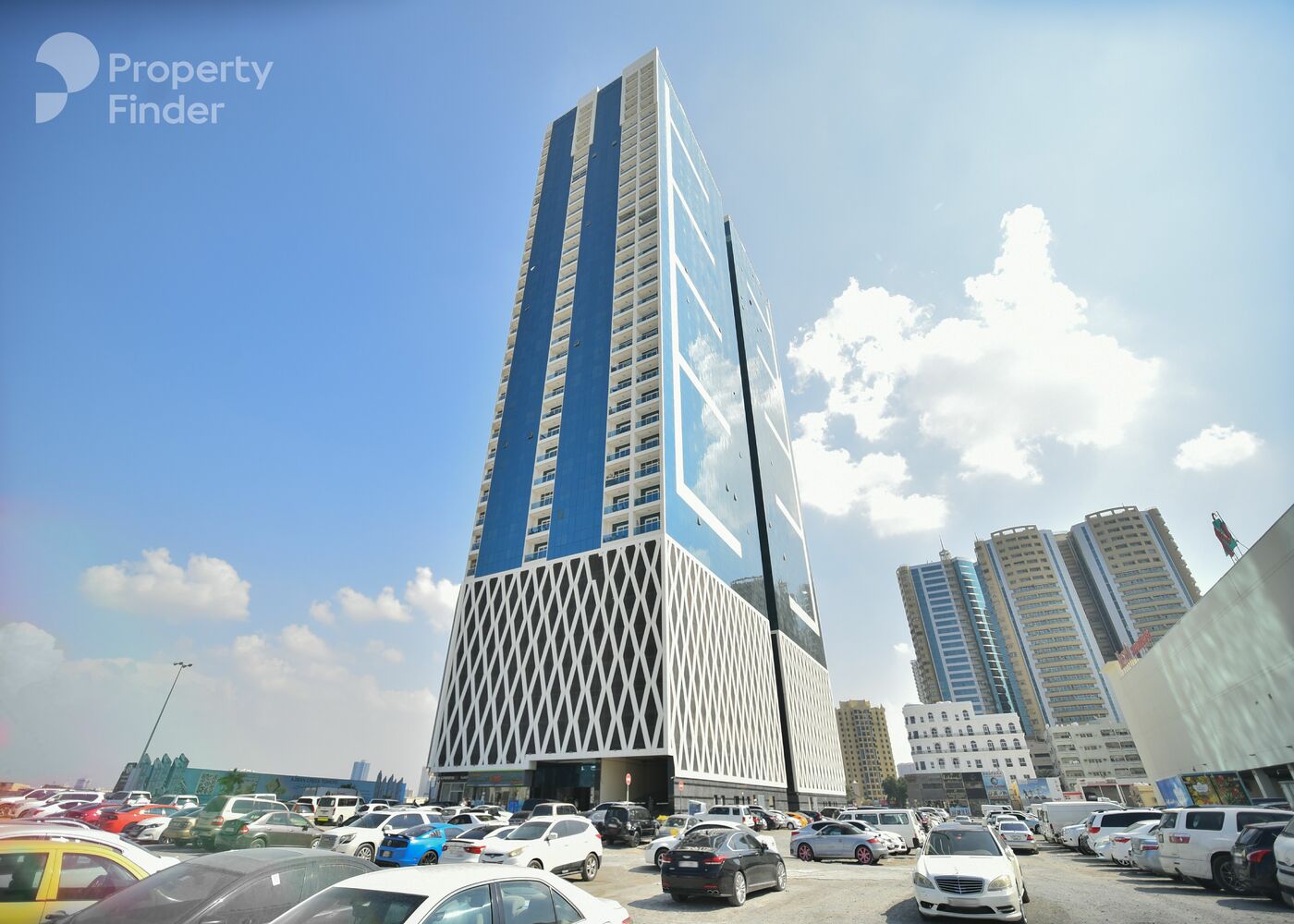 Gallery mosaic item small first