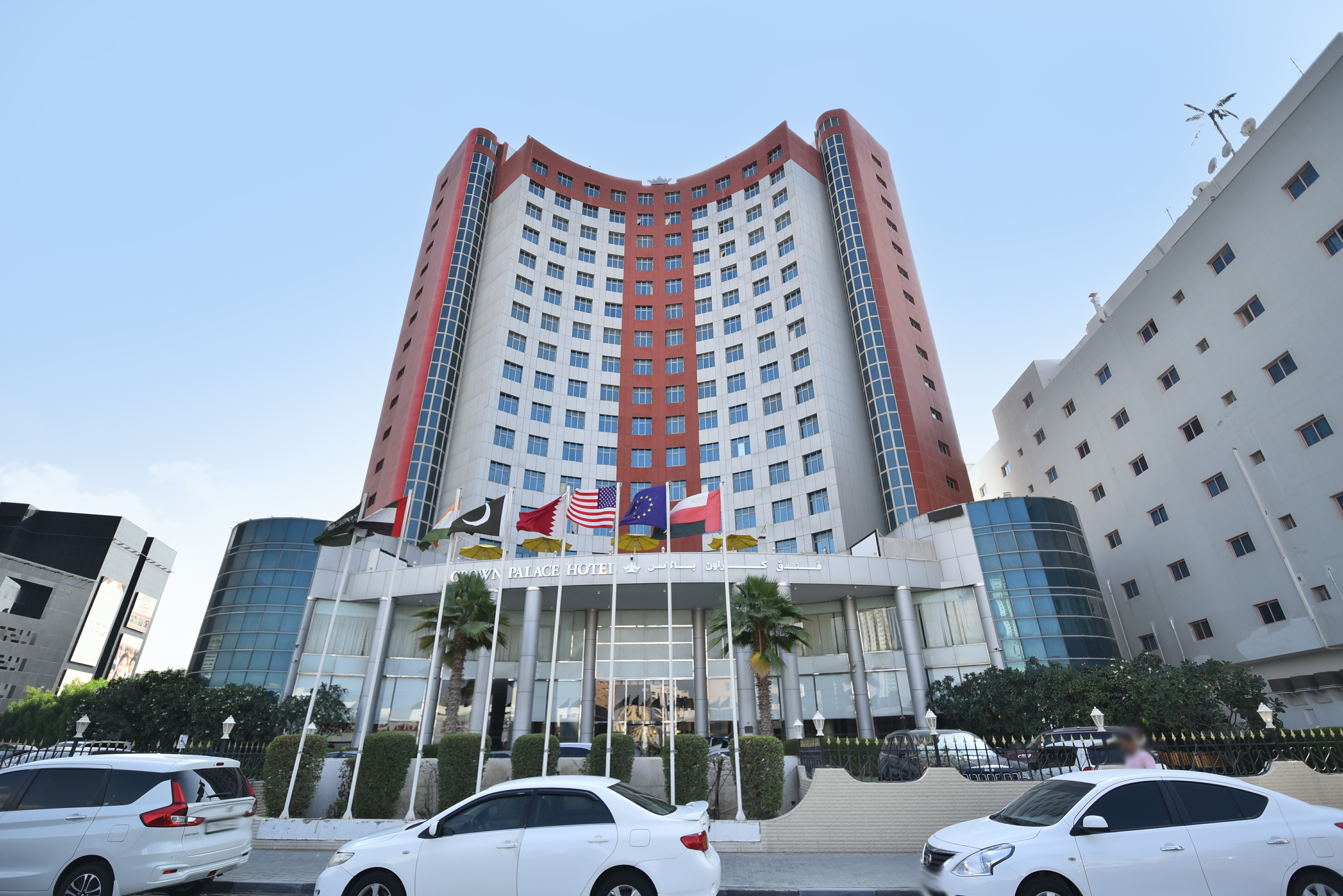 Crown Palace Hotel