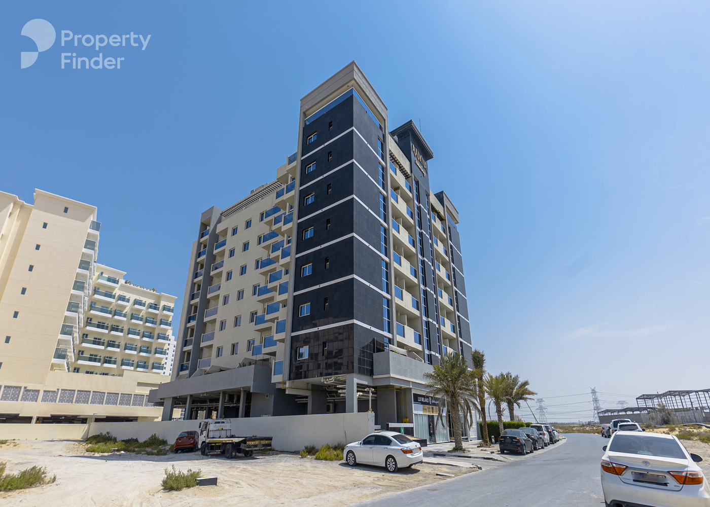 Gallery mosaic item small first