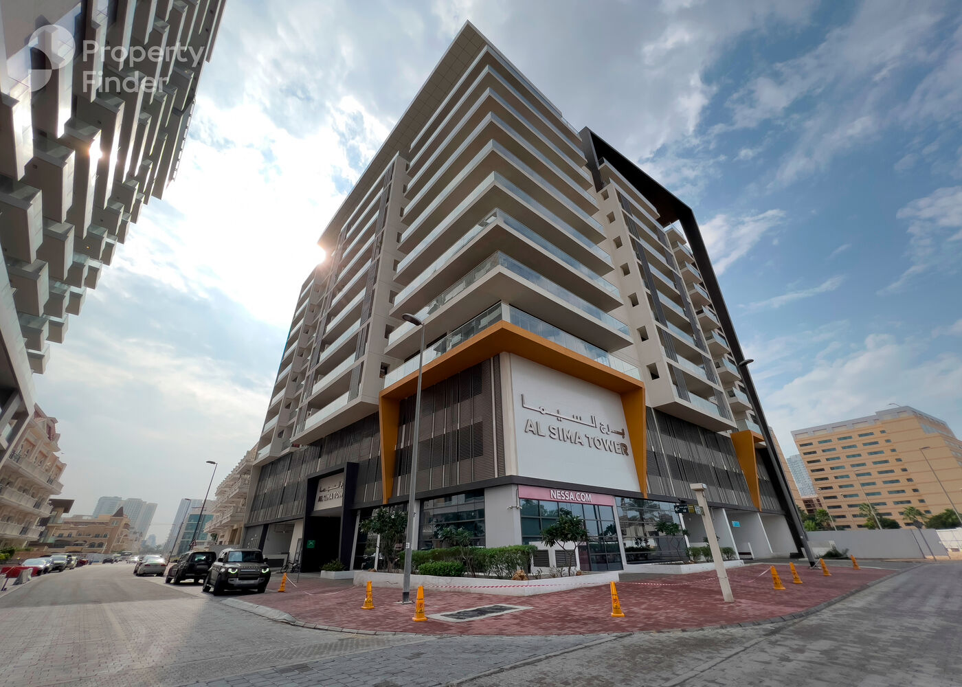 Gallery mosaic item small first