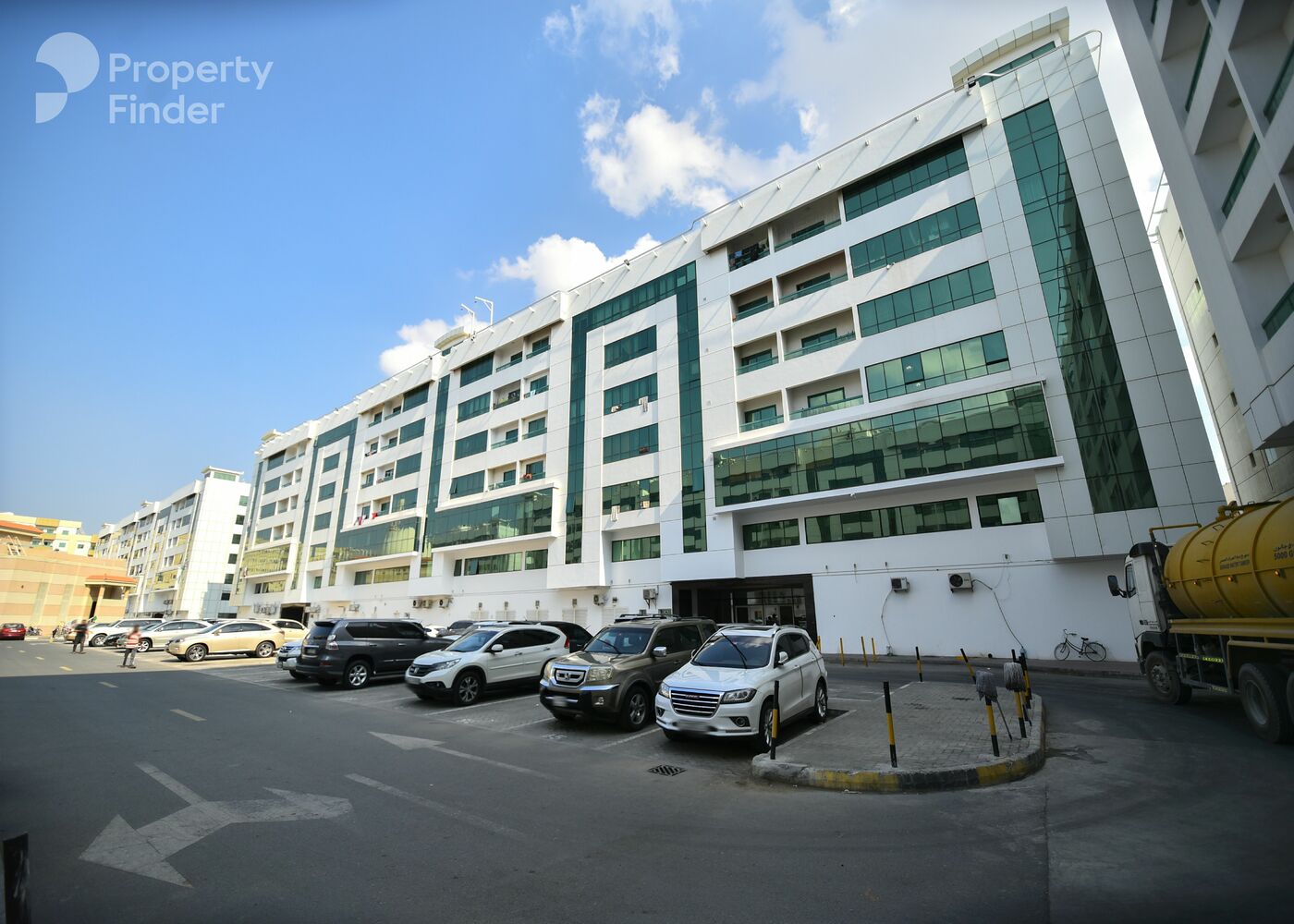 Hero banner image for Al Mozon Building 3