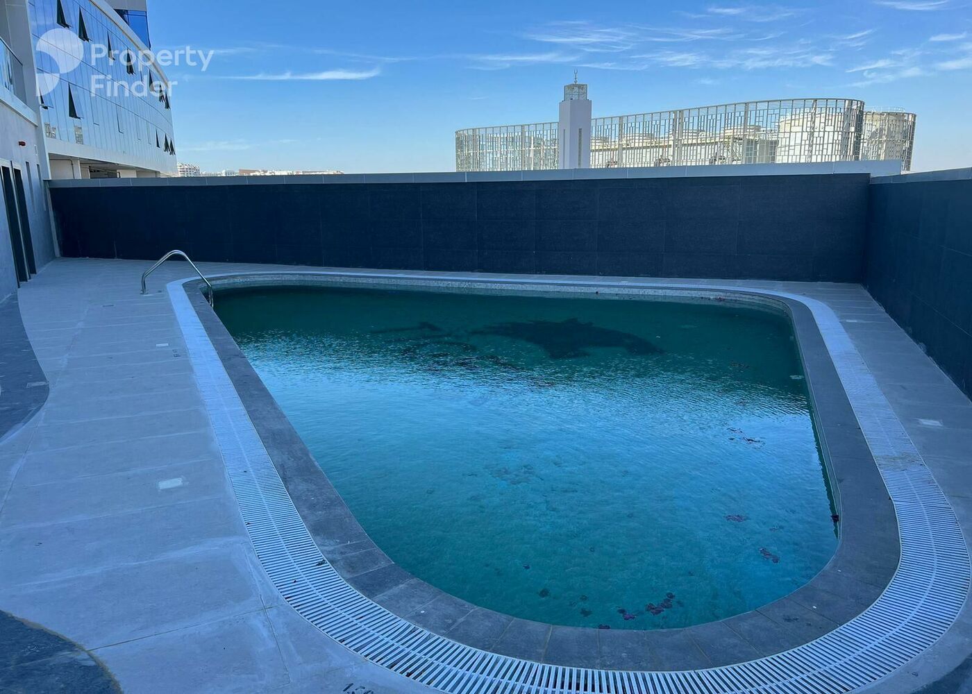 Gallery mosaic item small first