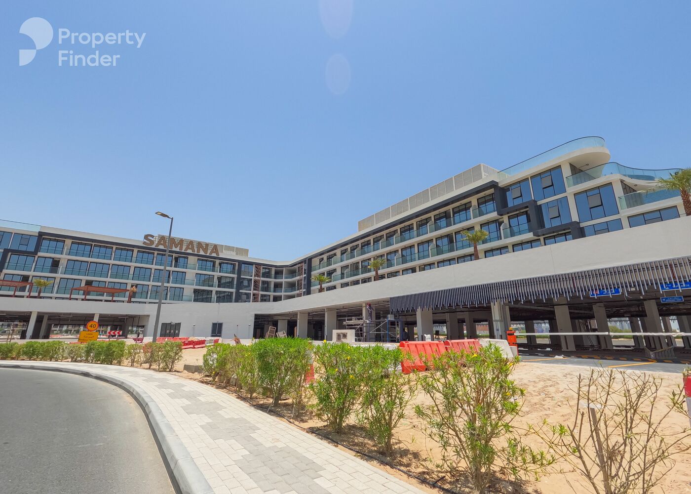 Gallery mosaic item small first