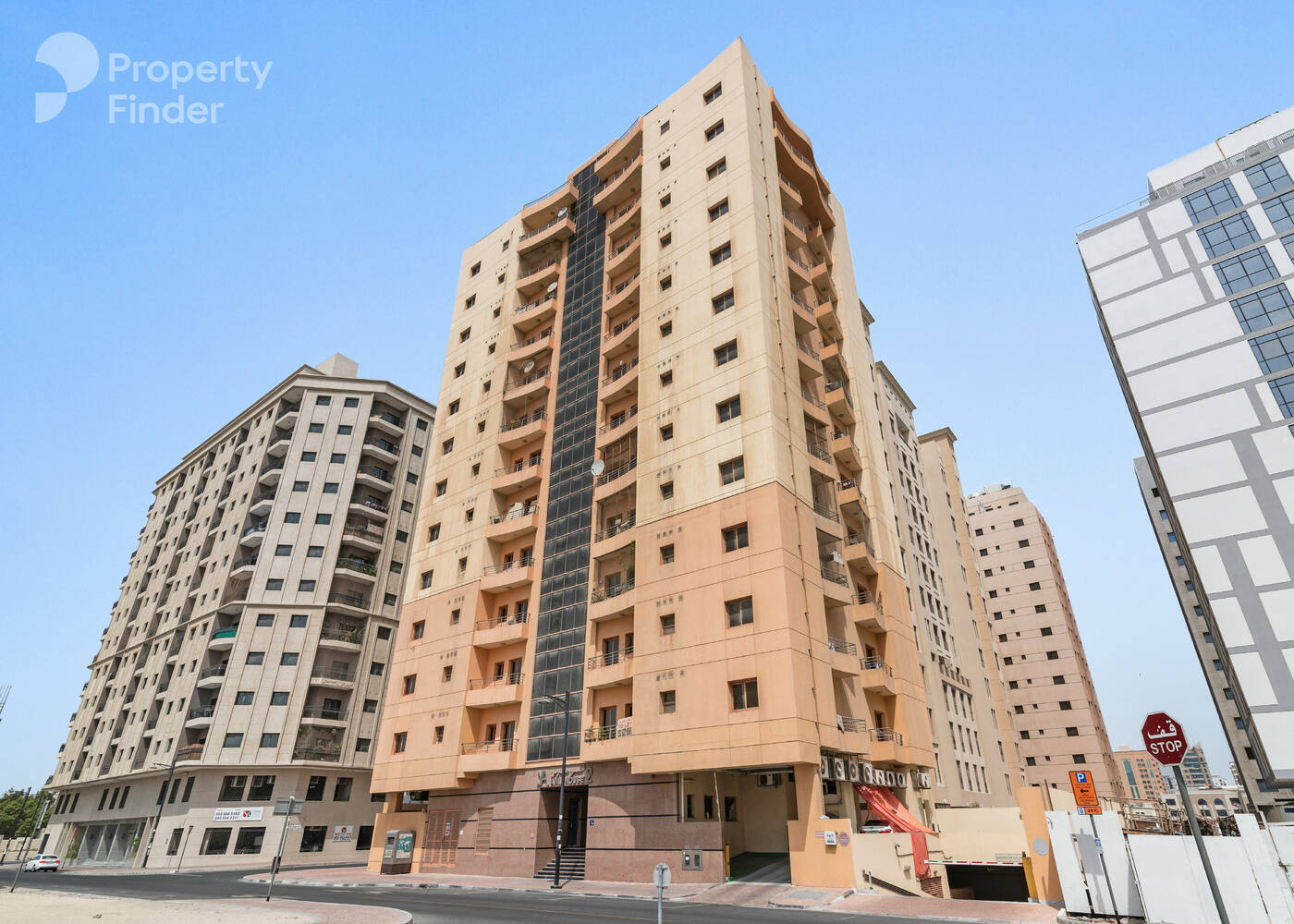 Gallery mosaic item small first