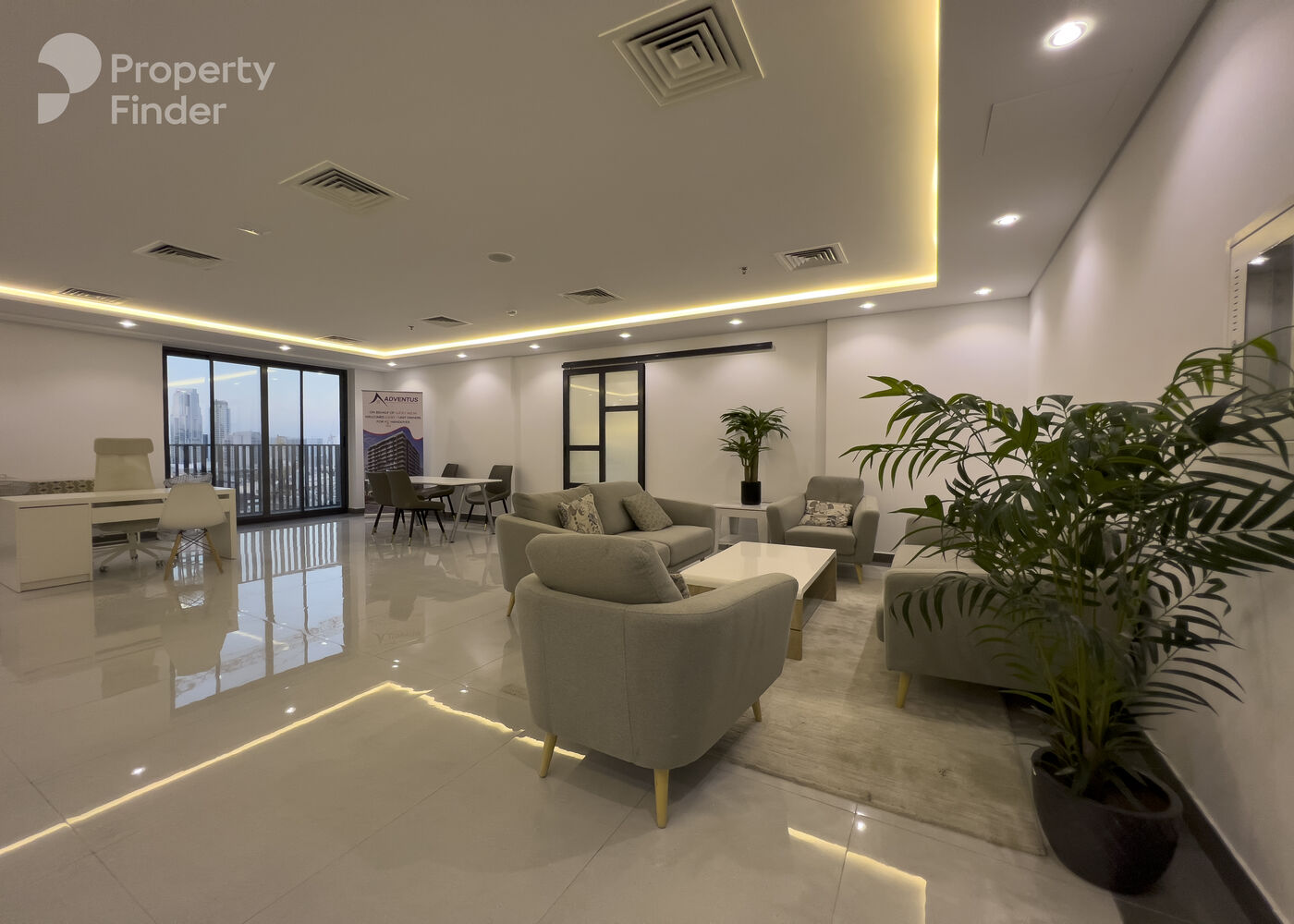 Gallery mosaic item small first