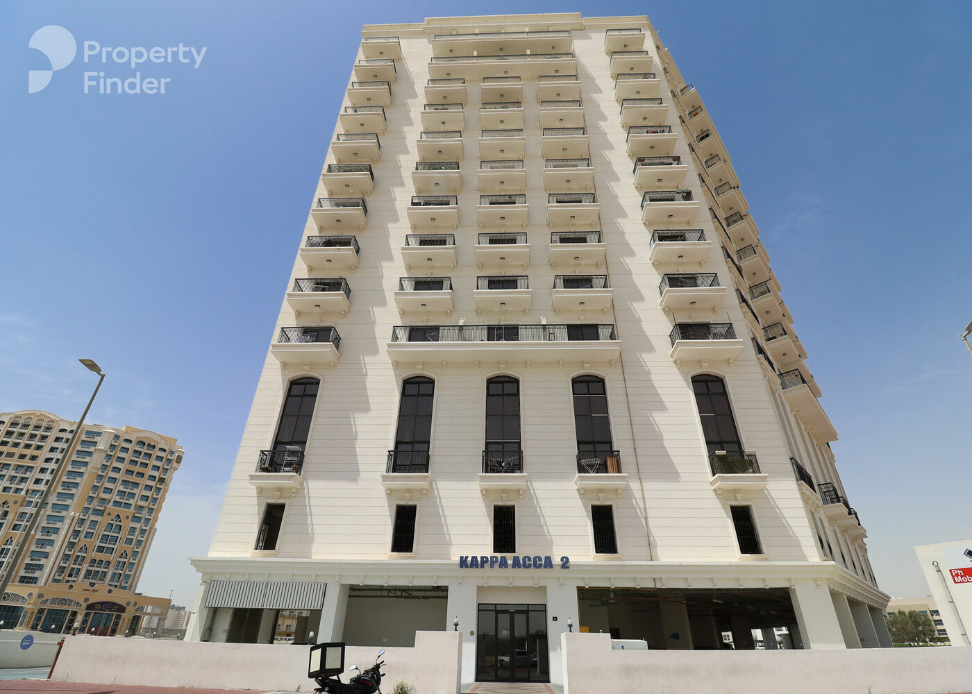 Gallery mosaic item small first