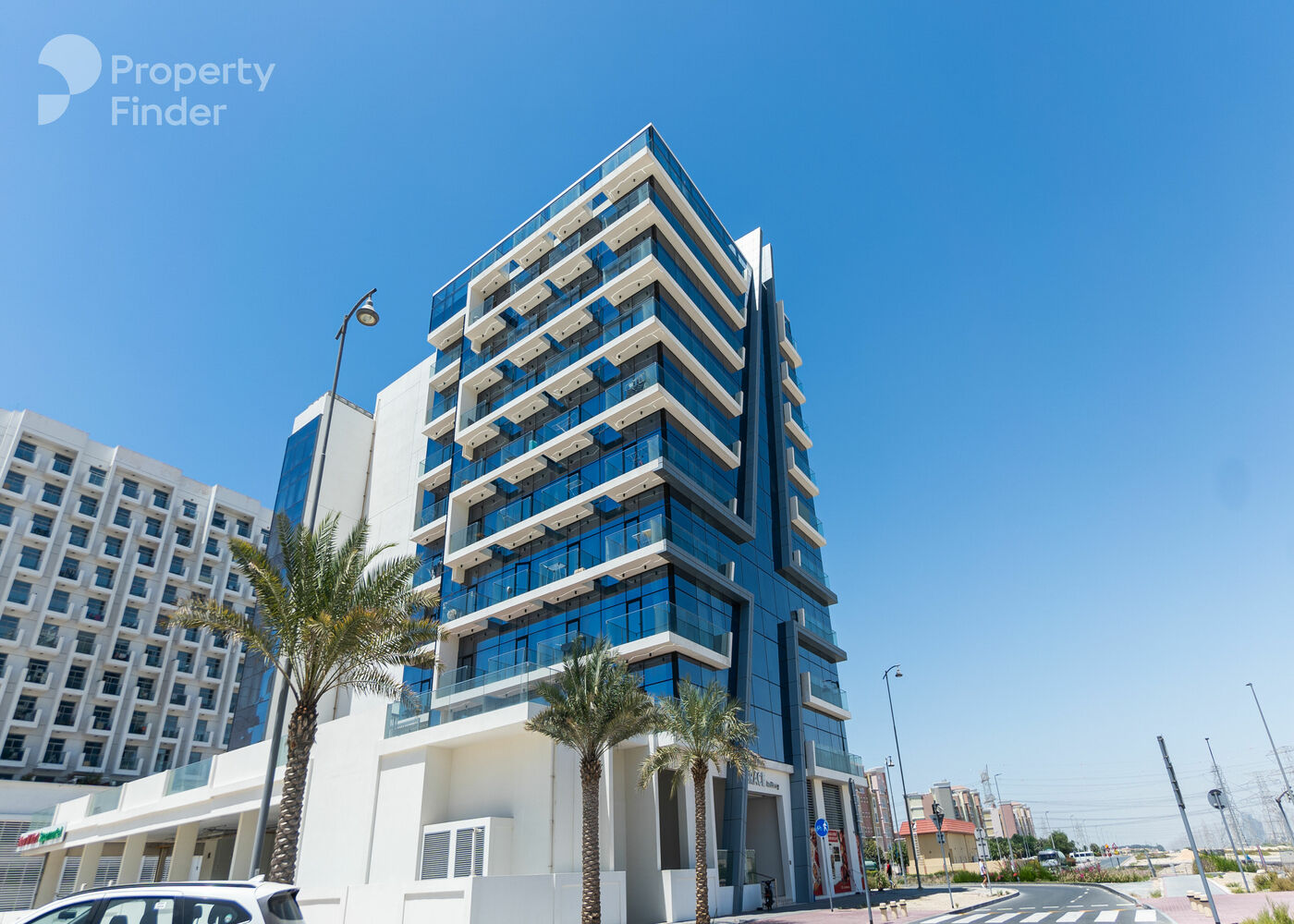 Gallery mosaic item small first