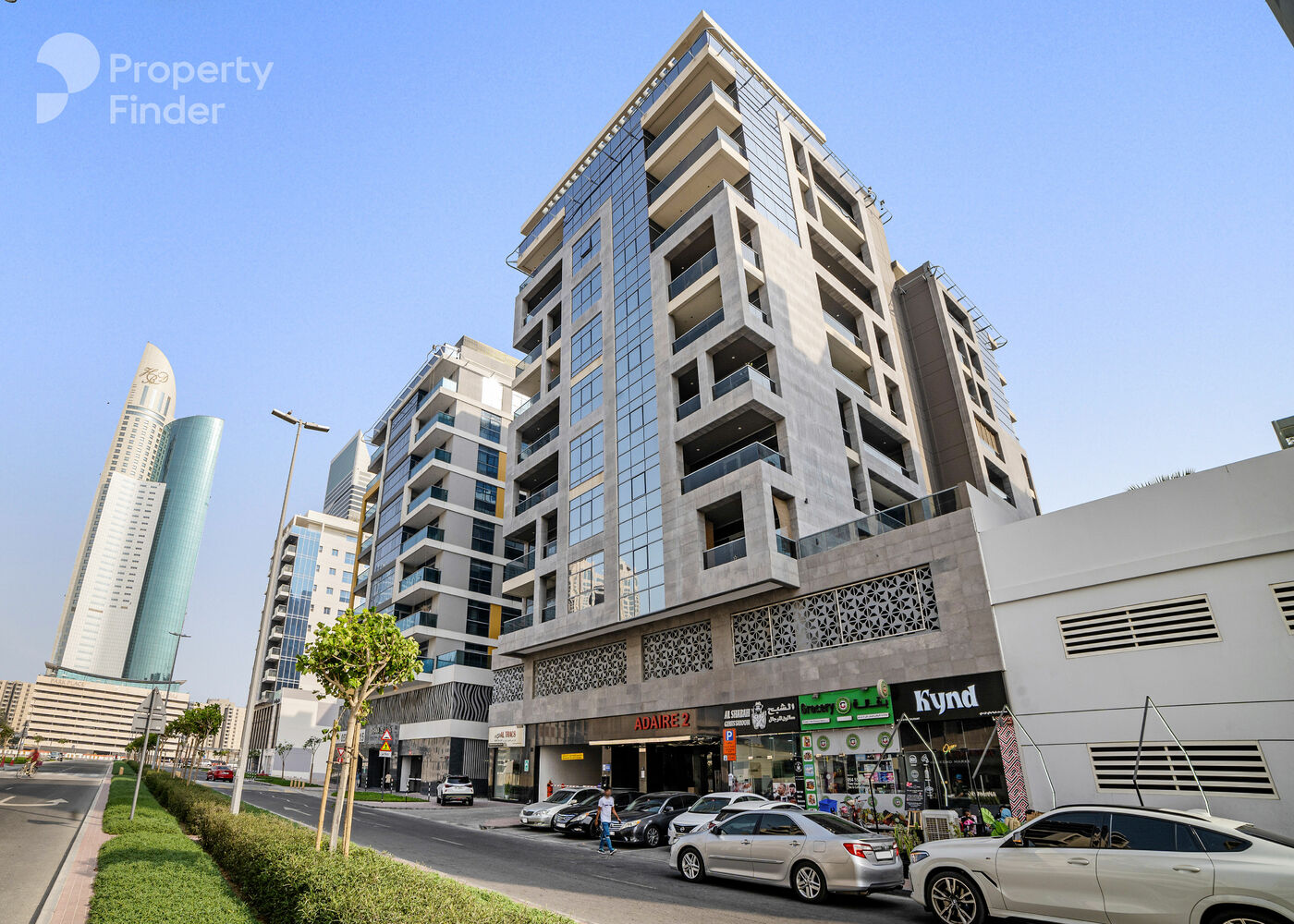 Gallery mosaic item small first