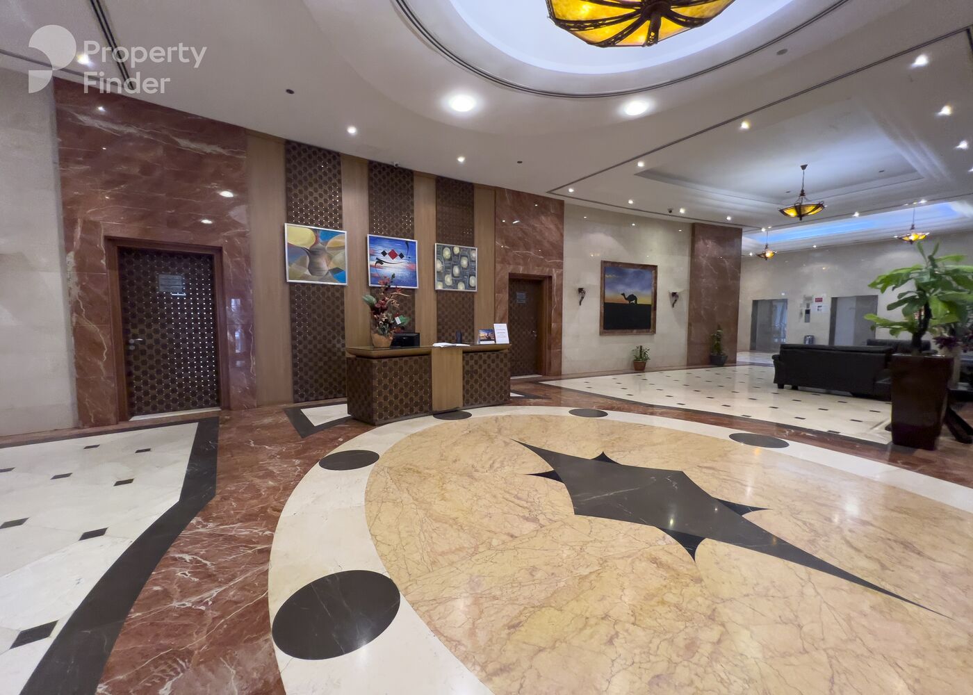 Gallery mosaic item small first