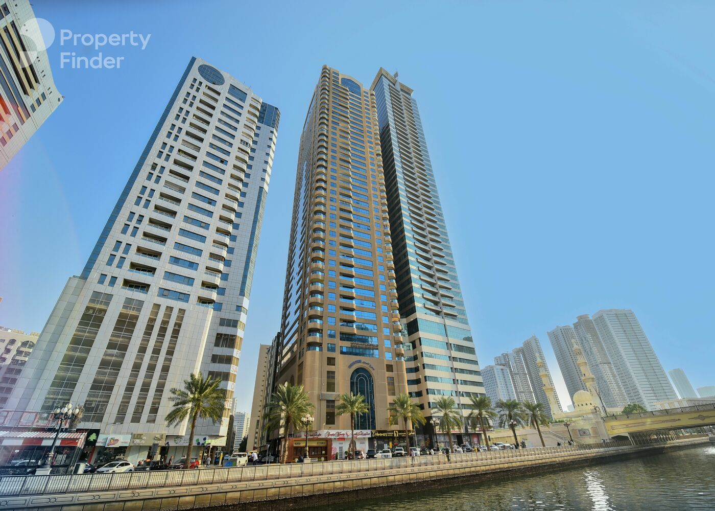 Gallery mosaic item small first