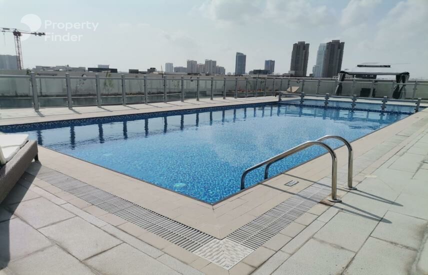 Gallery mosaic item small first