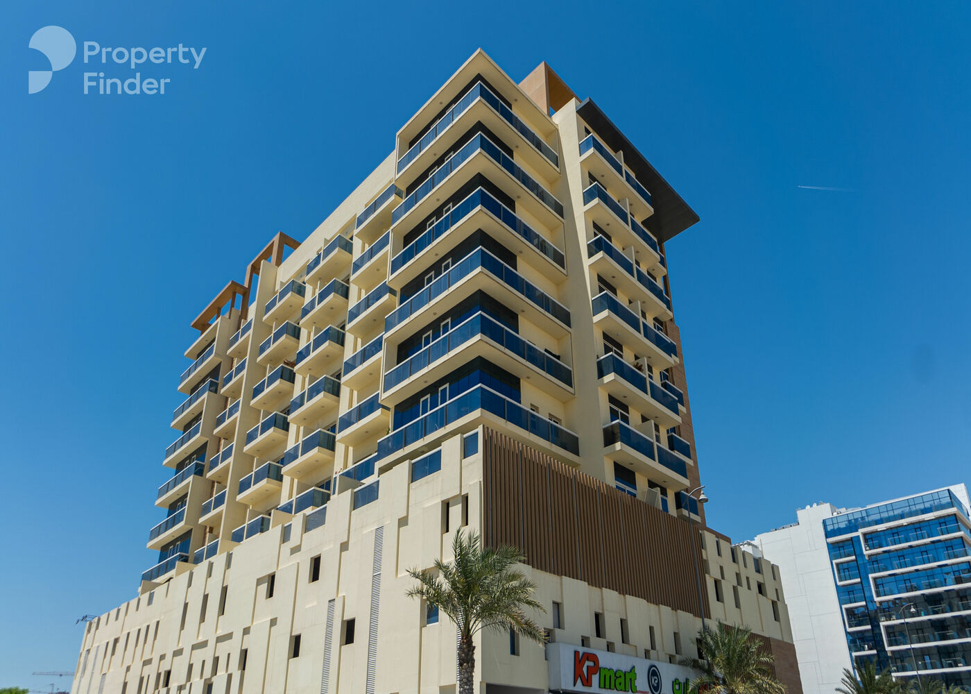 Gallery mosaic item small first