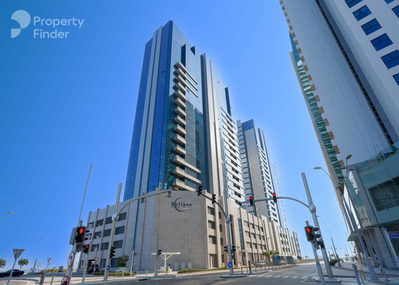 Gallery mosaic item small first