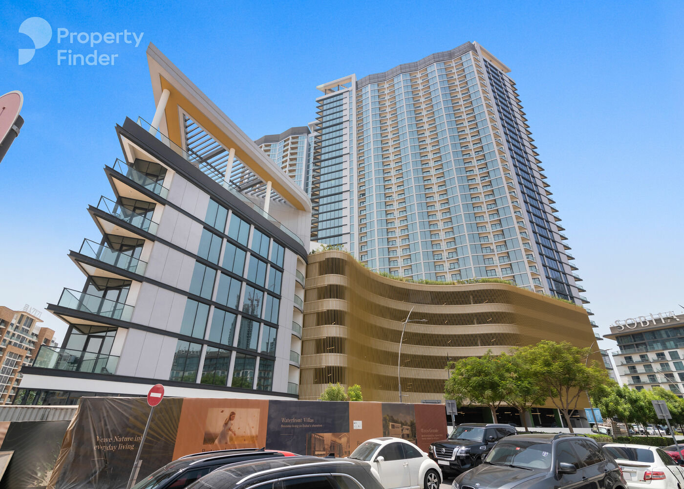 Gallery mosaic item small first