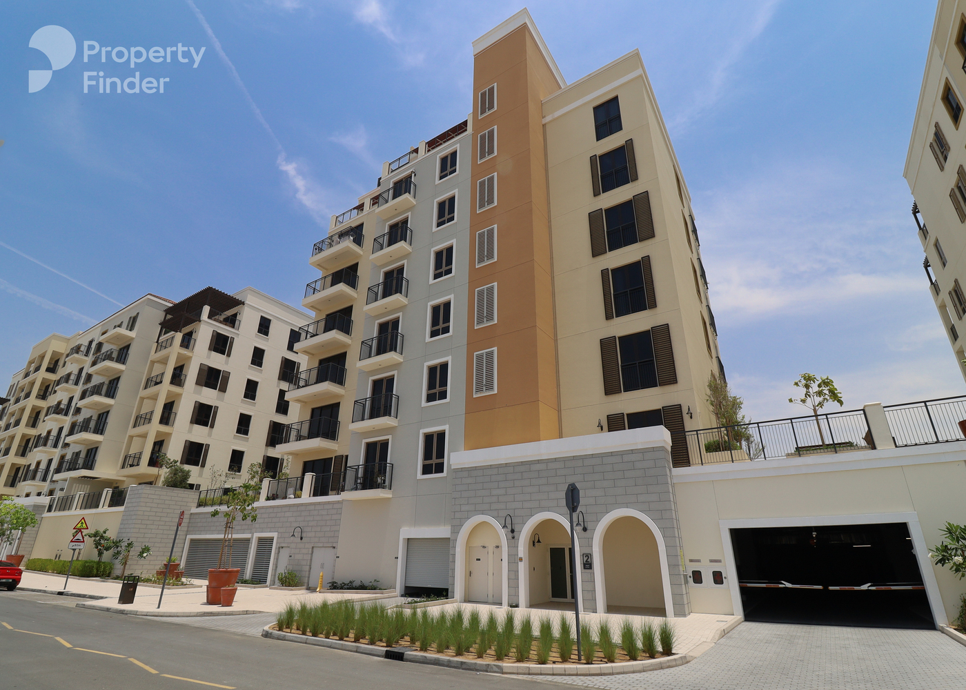 Gallery mosaic item small first