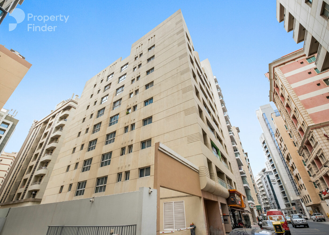 Gallery mosaic item small first