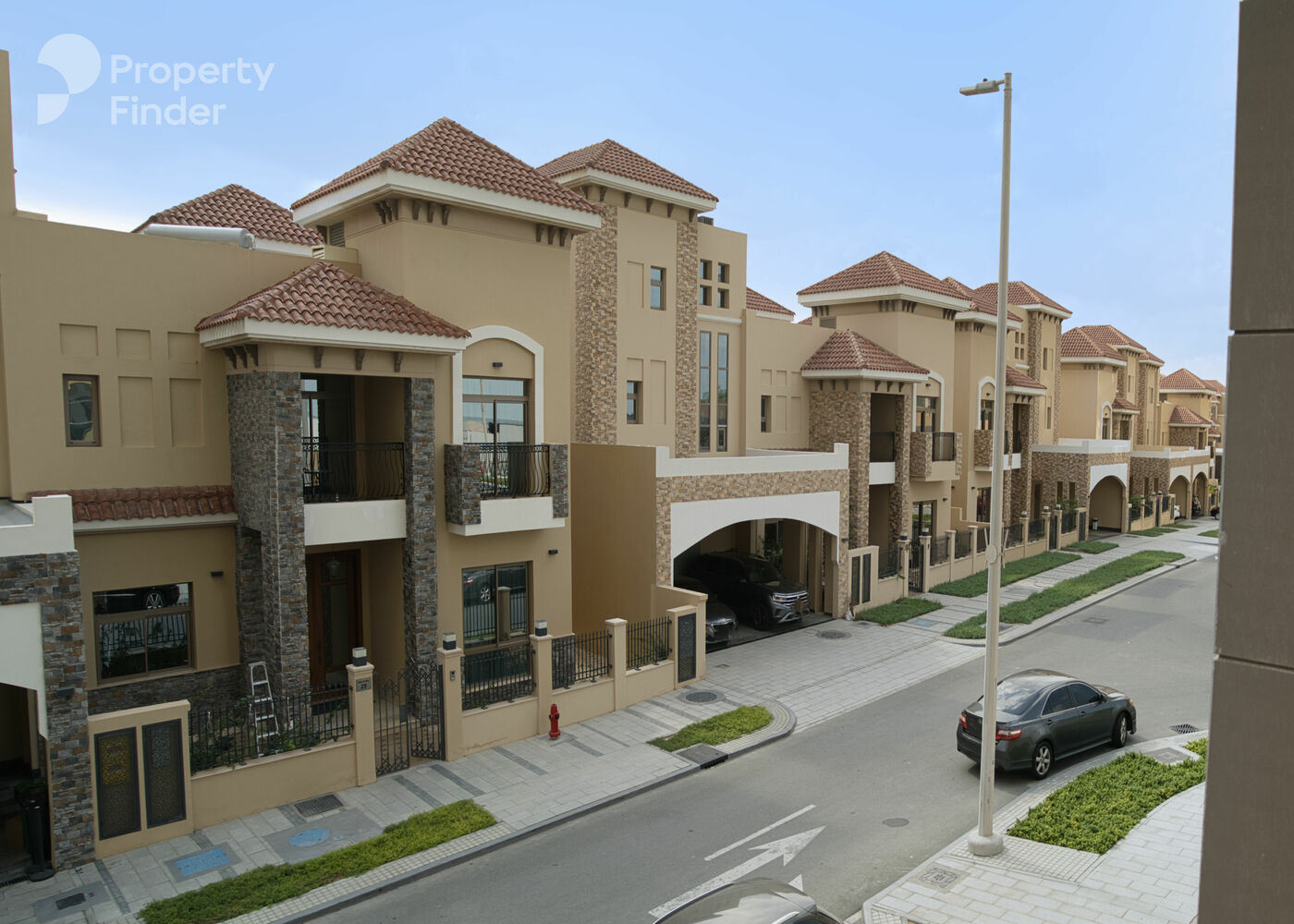 Gallery mosaic item small first