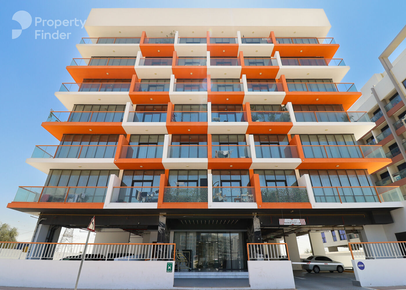 Gallery mosaic item small first