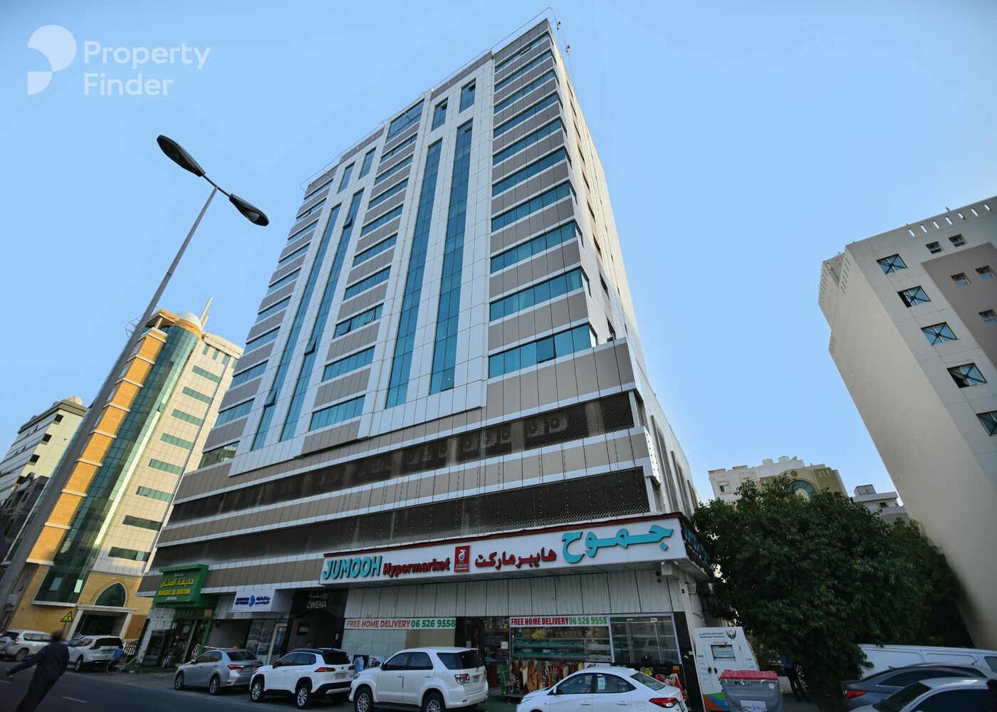 Gallery mosaic item small first