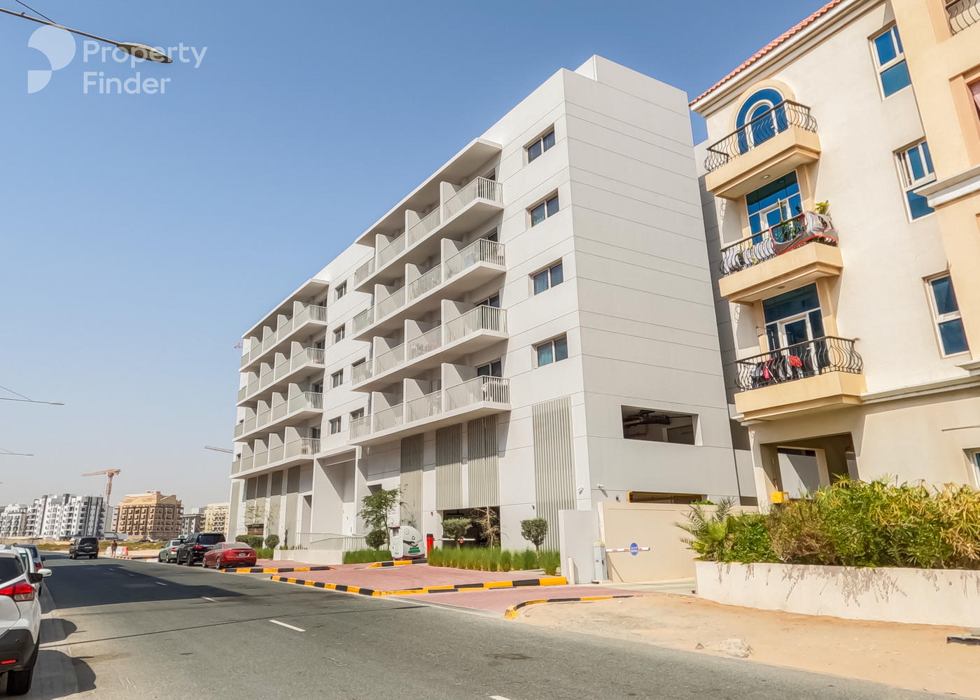 Gallery mosaic item small first