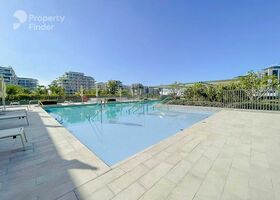 Image for Adults Swimming Pool in Park Ridge Tower C