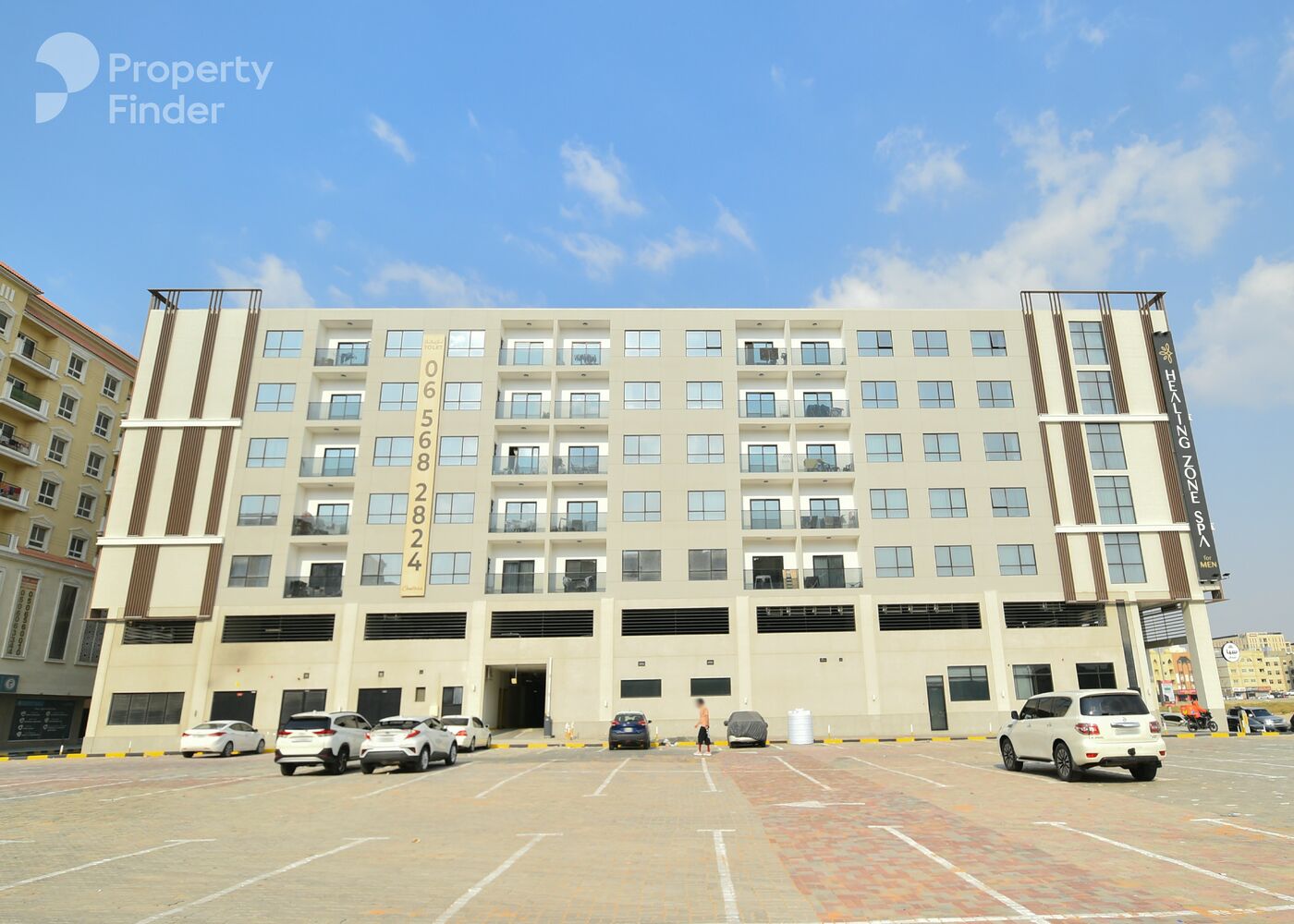 Gallery mosaic item small first