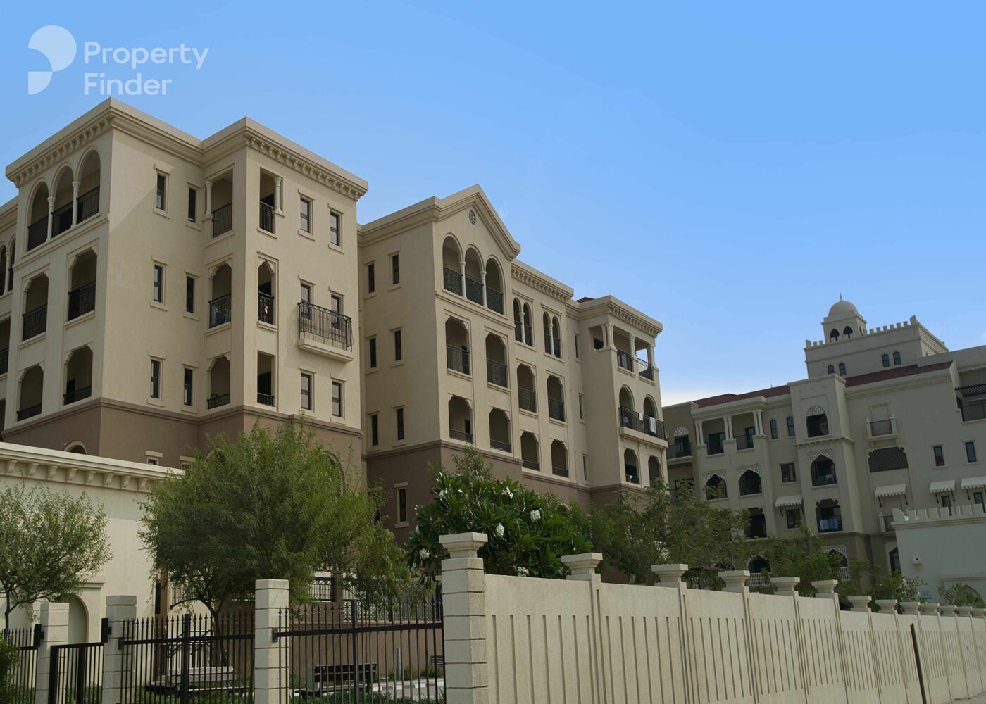 Gallery mosaic item small first