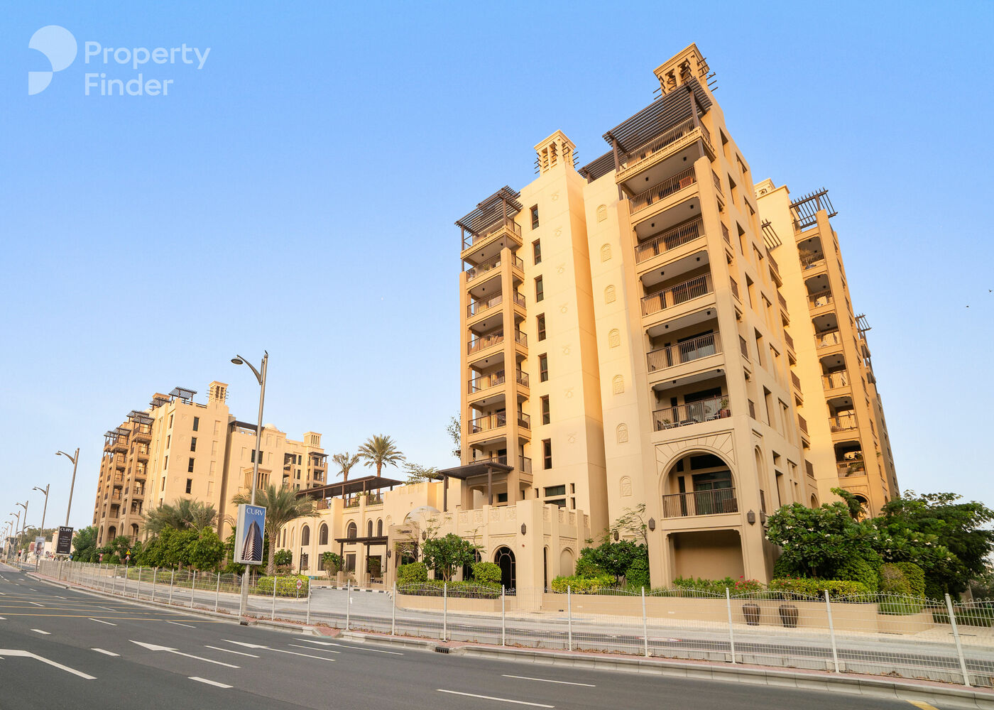 Gallery mosaic item small first