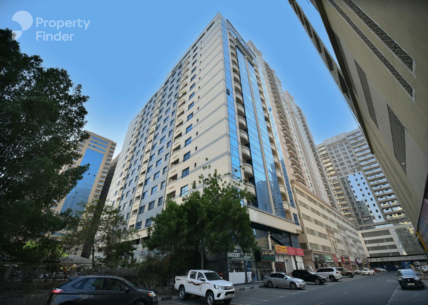 Gallery mosaic item small first