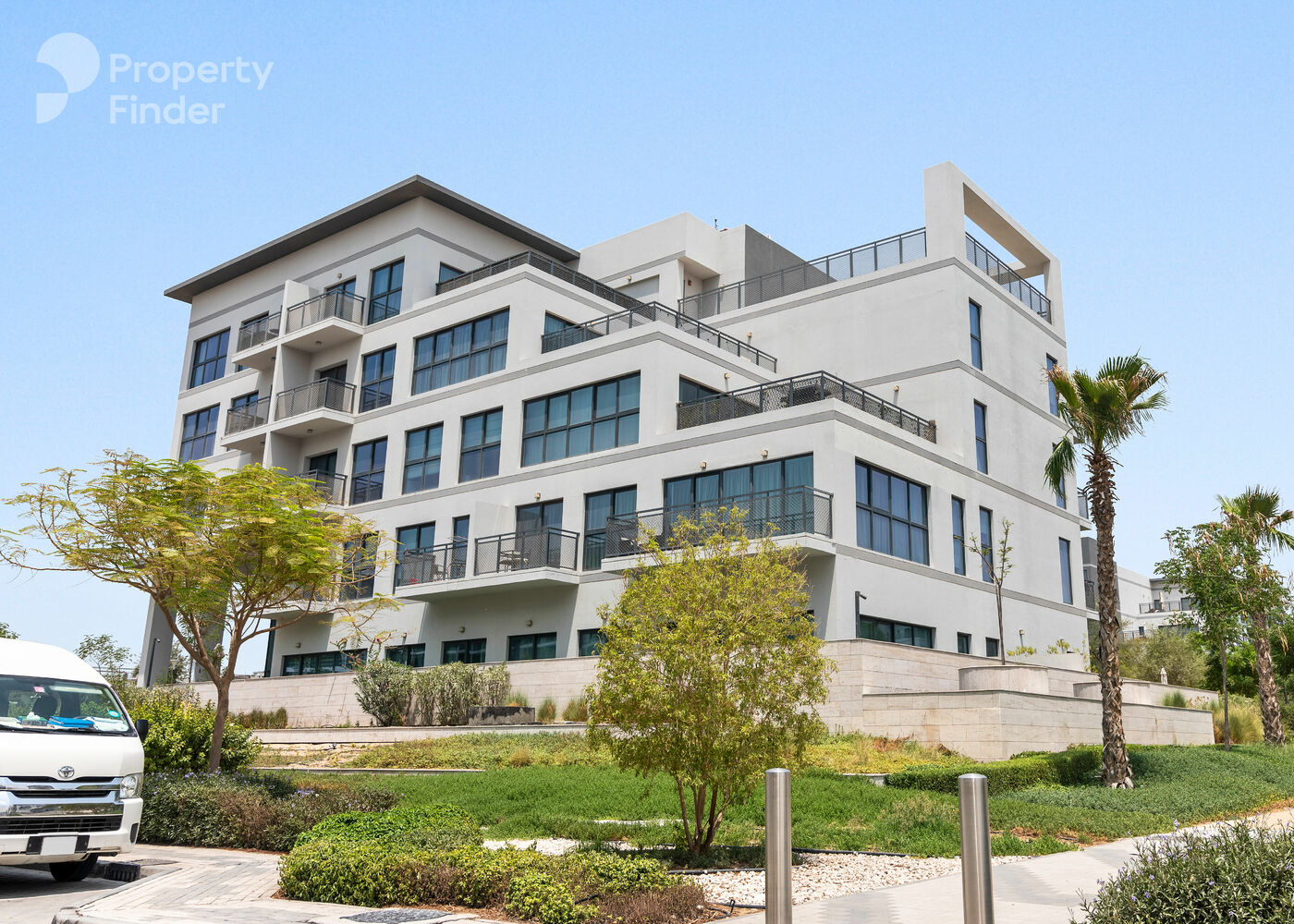 Gallery mosaic item small first