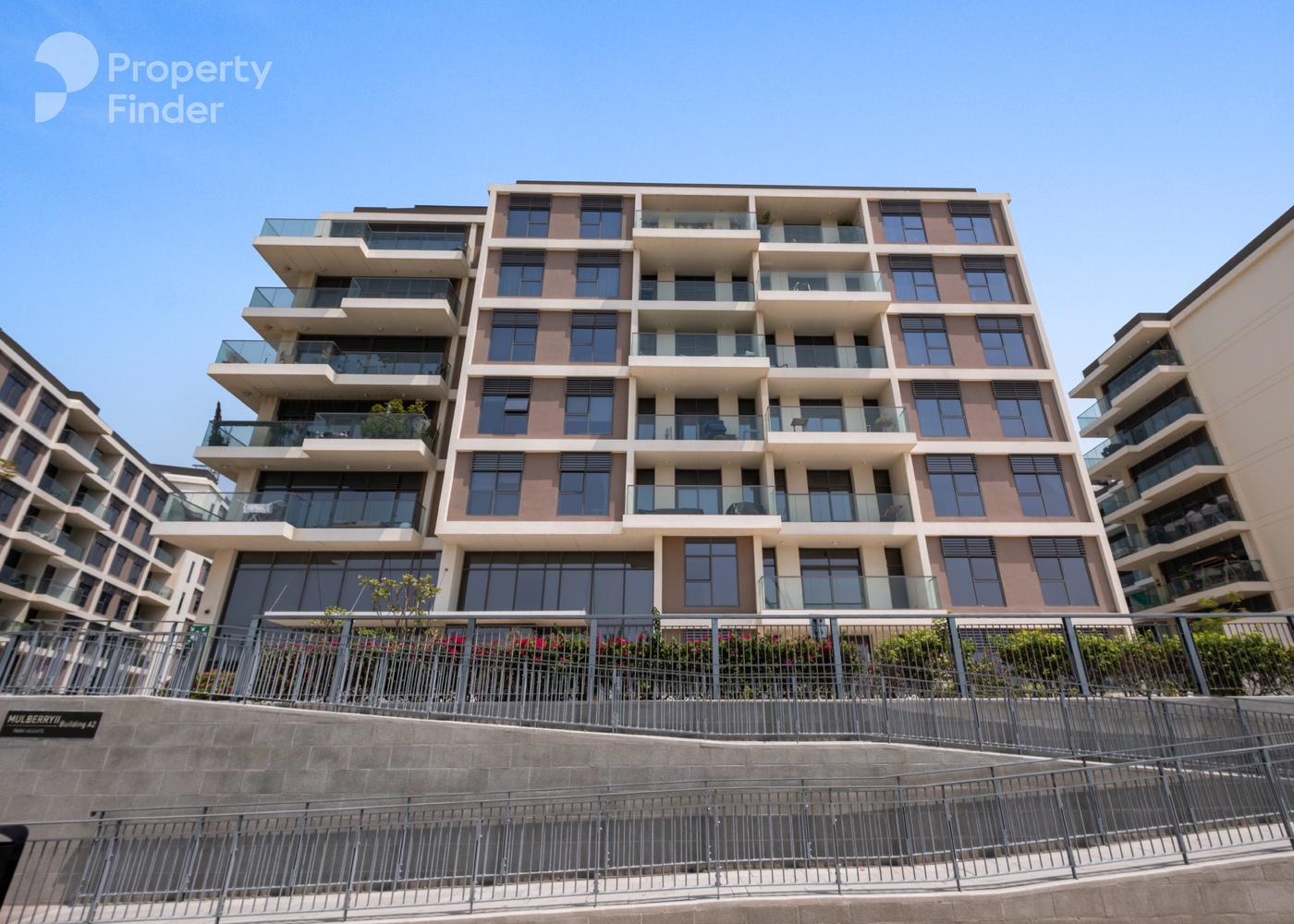 Gallery mosaic item small first