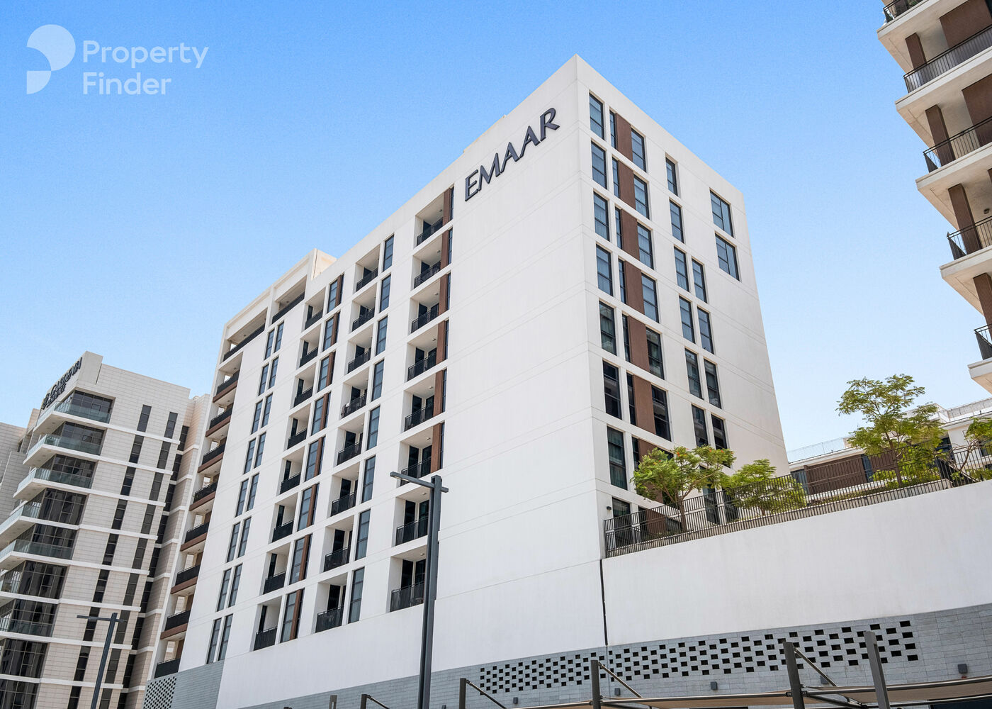 Gallery mosaic item small first