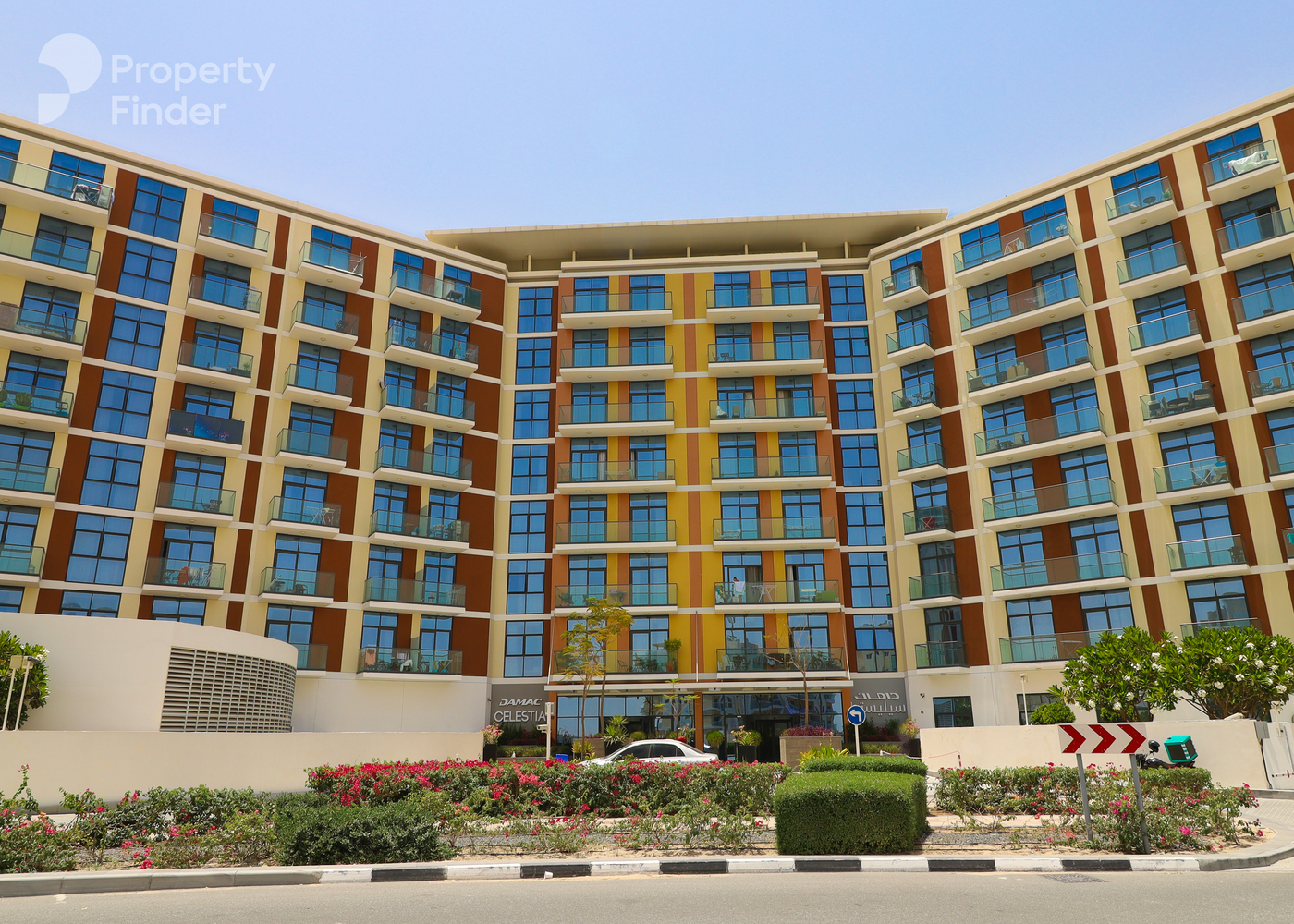 Gallery mosaic item small first