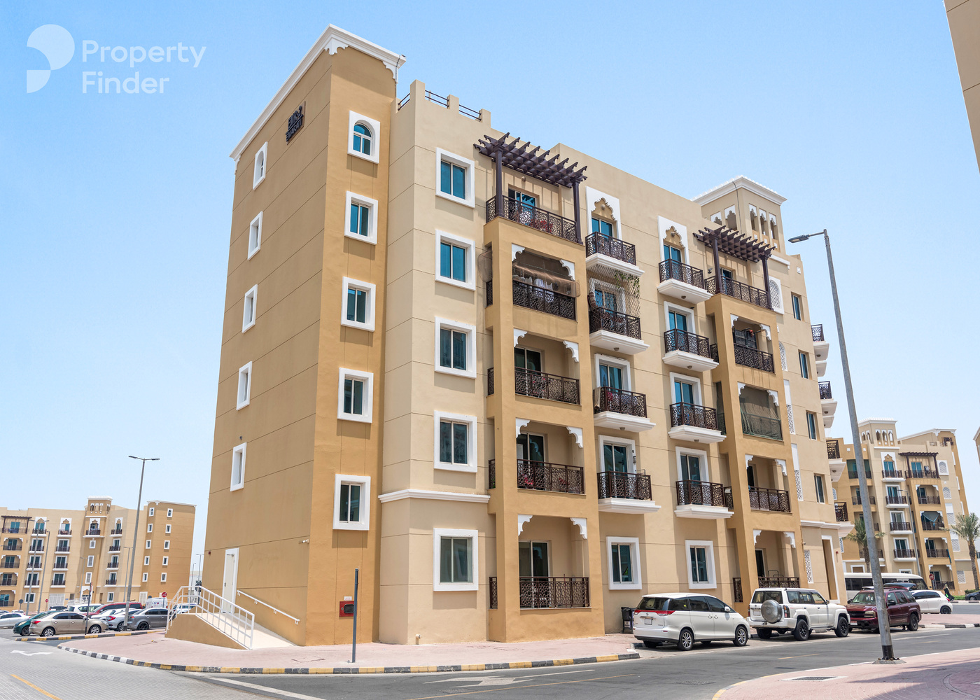 Gallery mosaic item small first