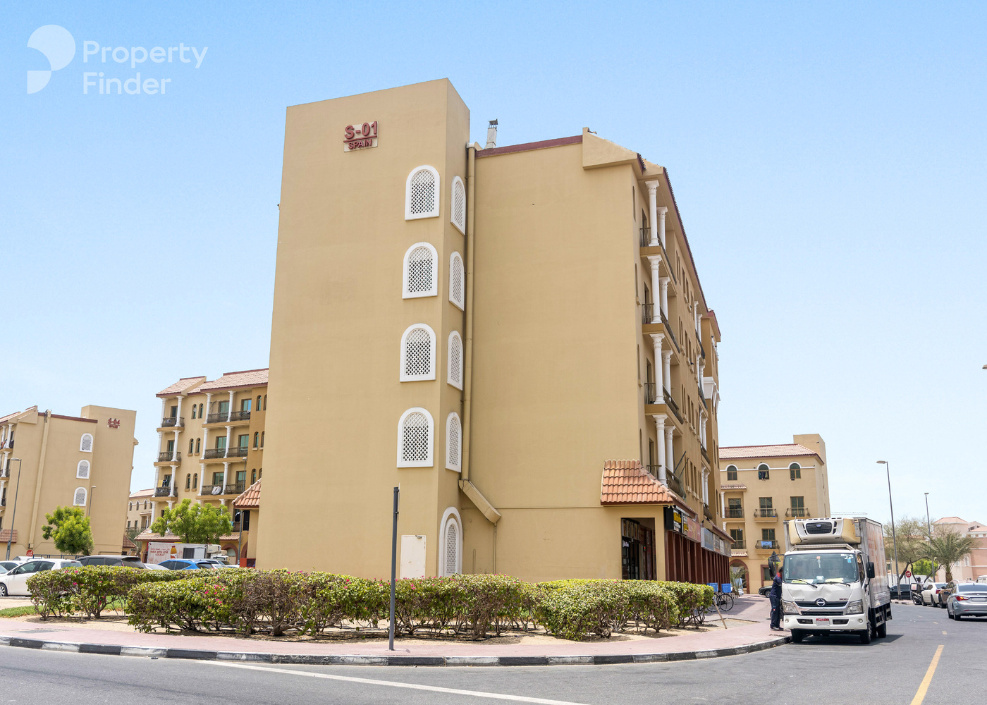 Gallery mosaic item small first