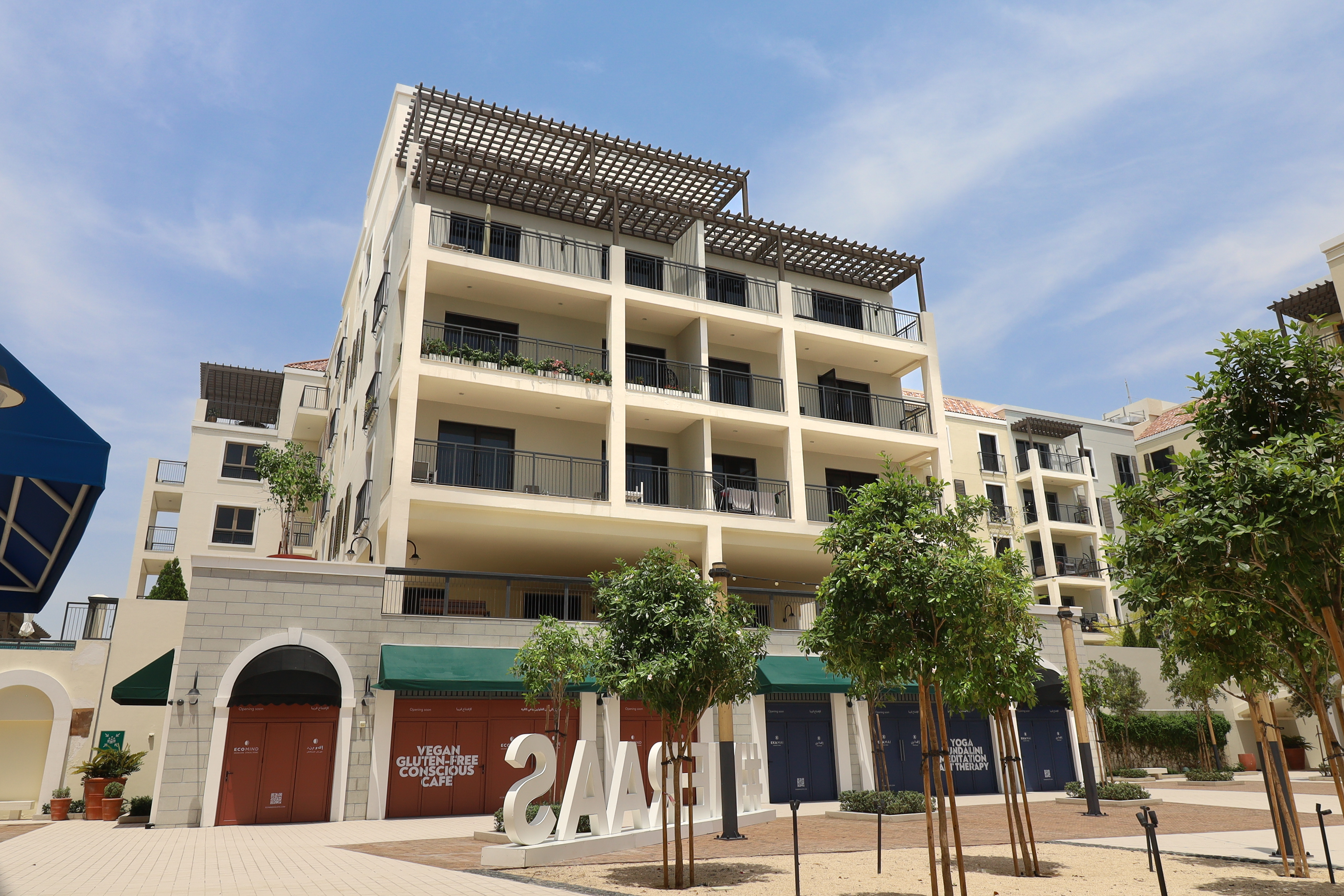 La Cote Building 4