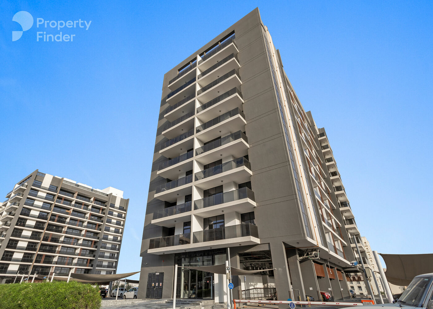 Gallery mosaic item small first