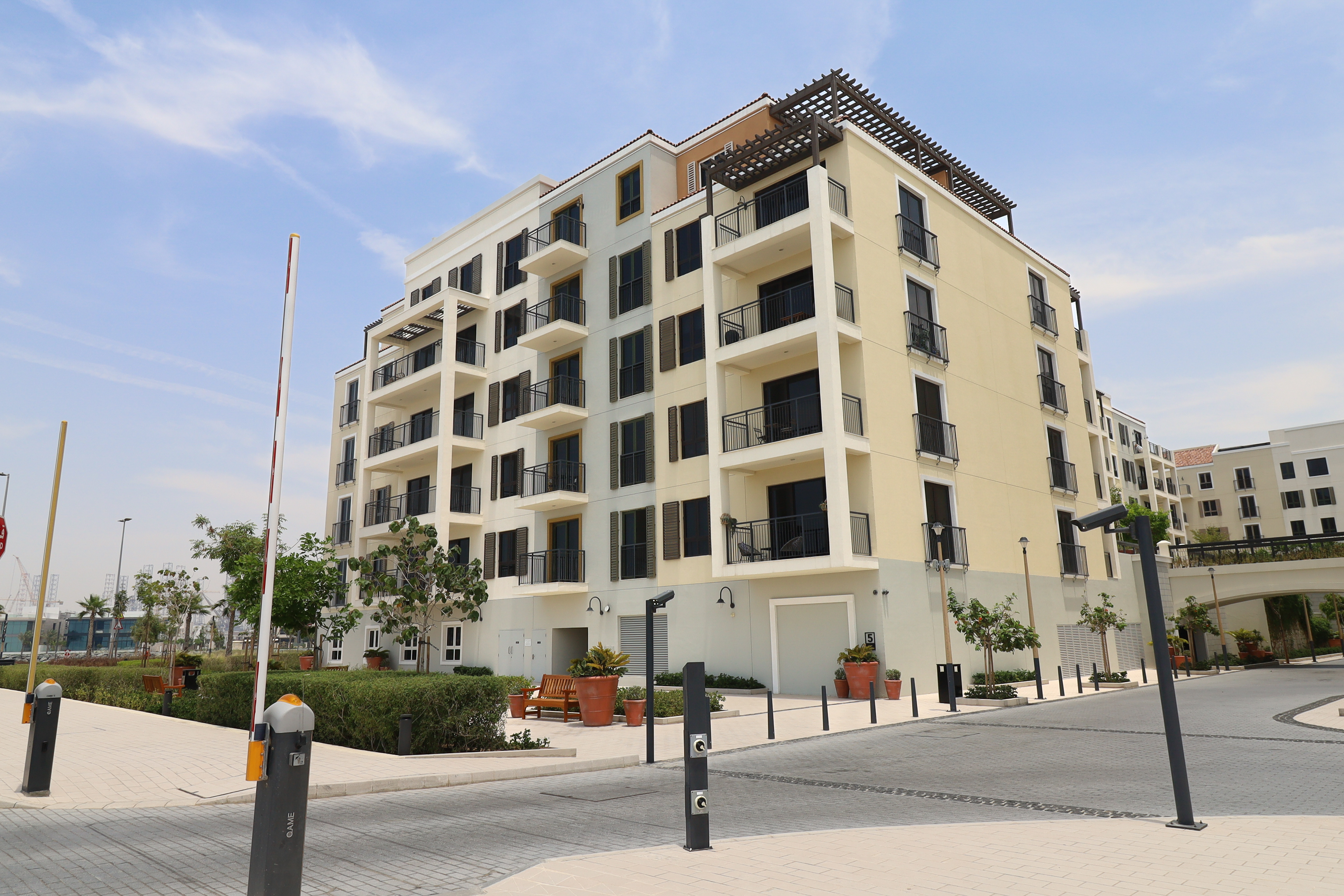 La Cote Building 5