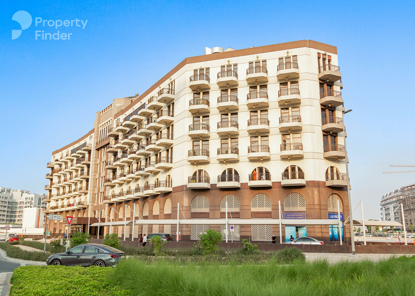 Gallery mosaic item small first