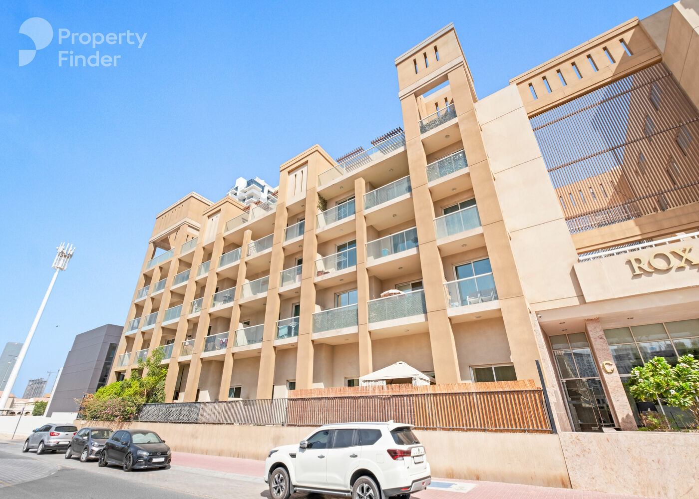 Gallery mosaic item small first