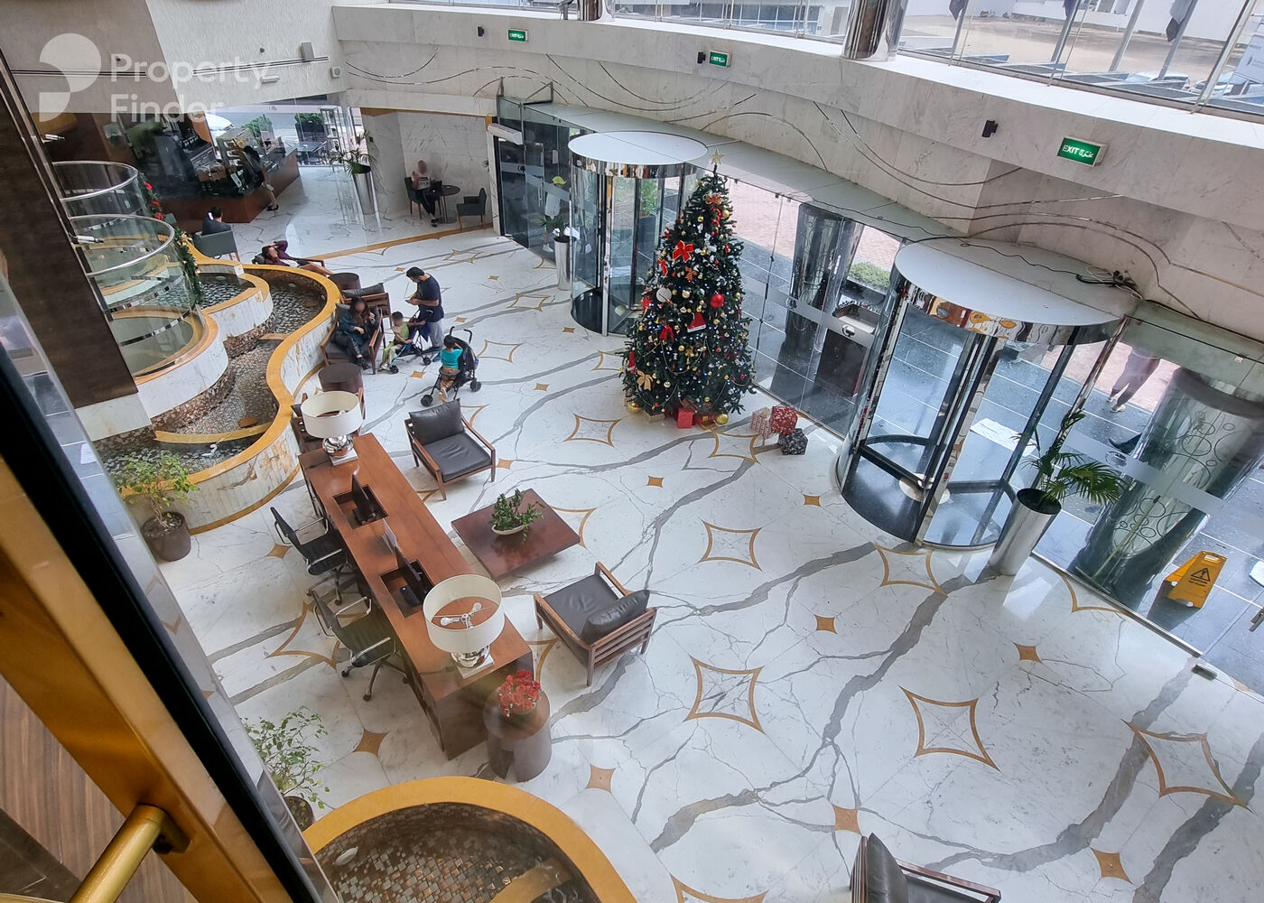 Gallery mosaic item small first