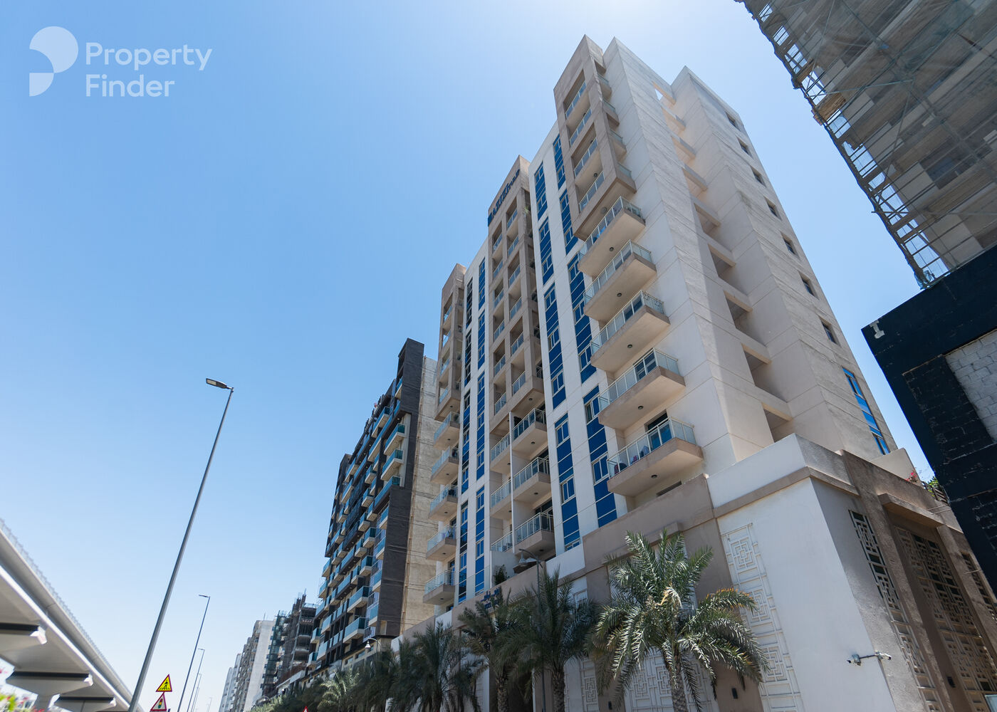 Gallery mosaic item small first