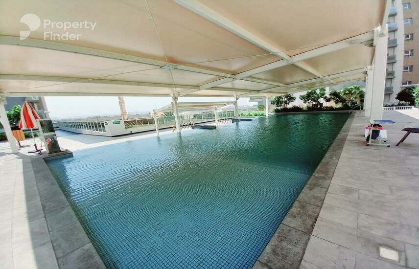 Gallery mosaic item small first