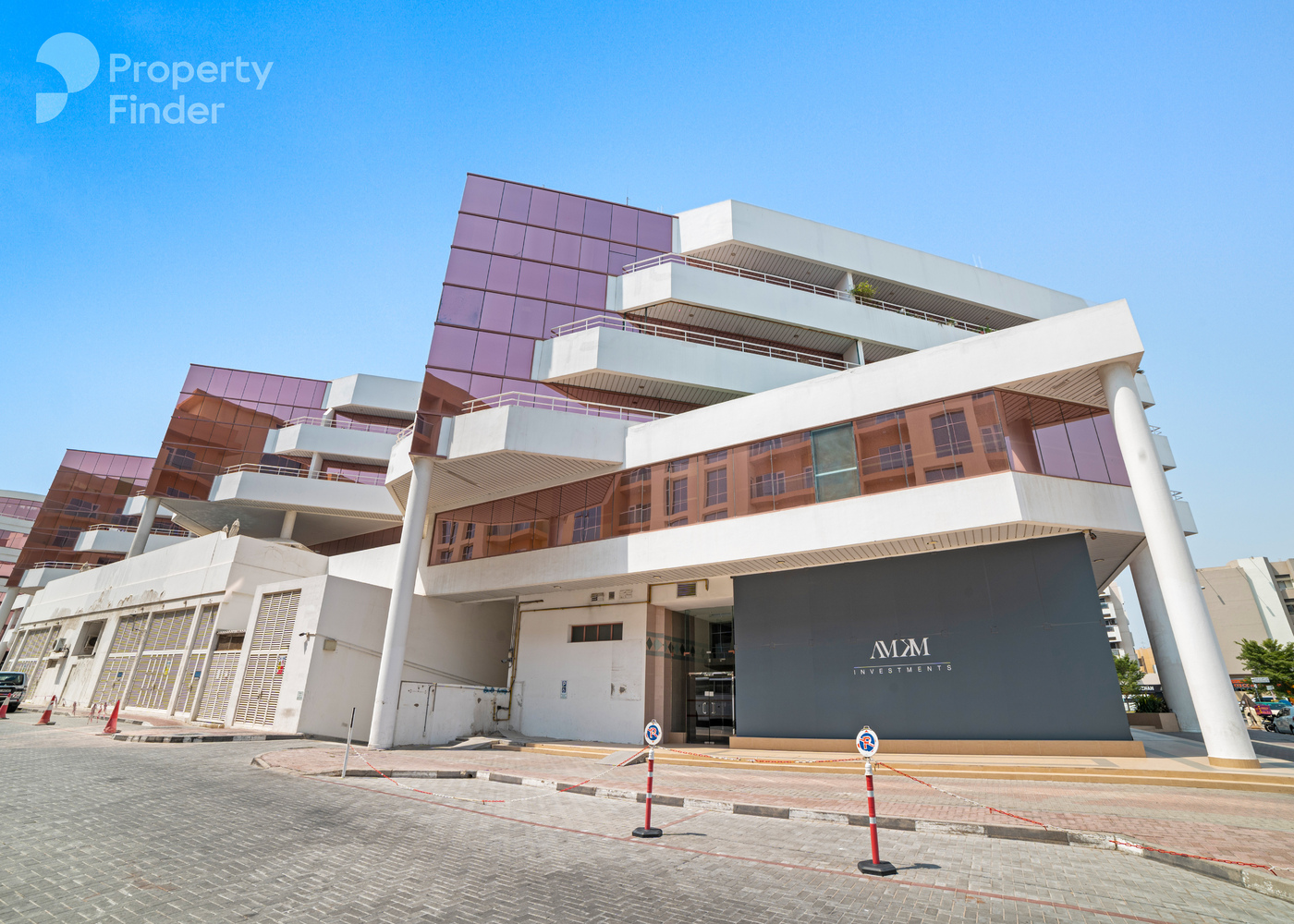 Gallery mosaic item small first