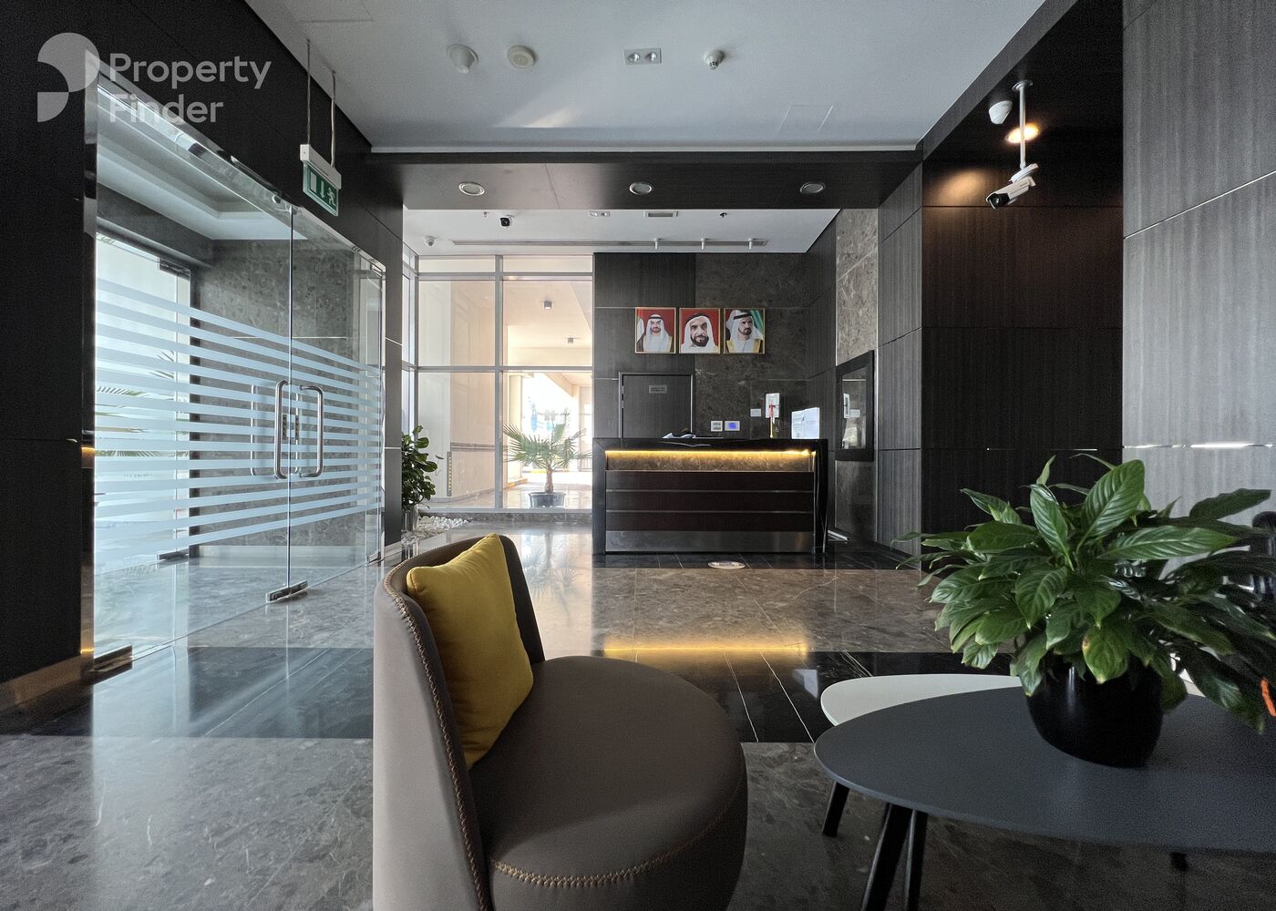 Gallery mosaic item small first