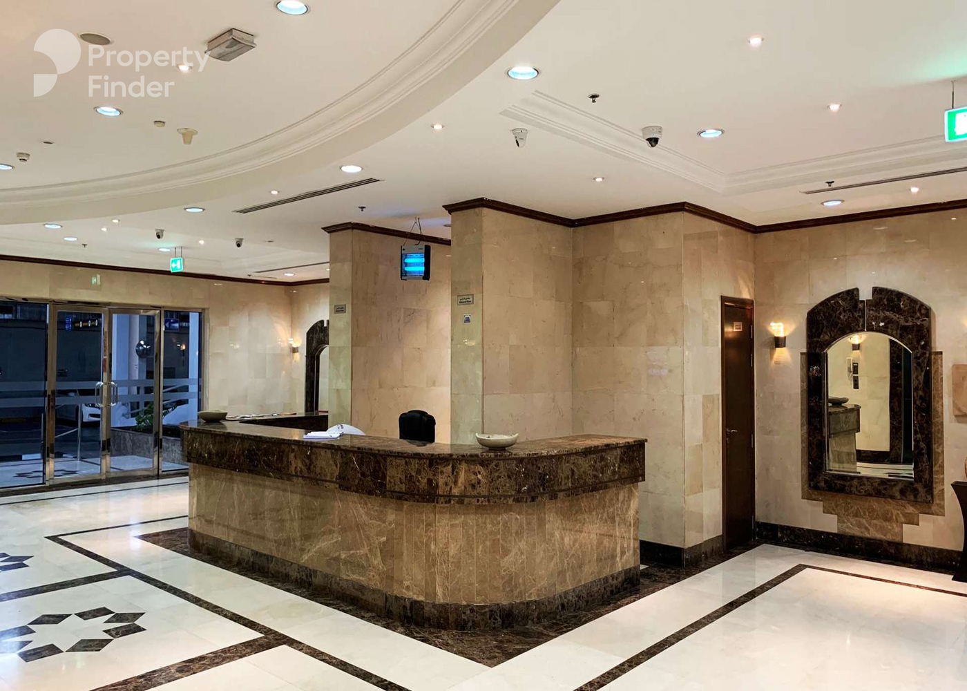 Gallery mosaic item small first