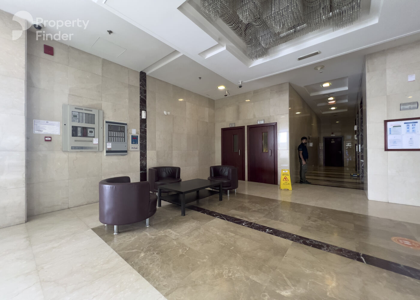 Gallery mosaic item small first