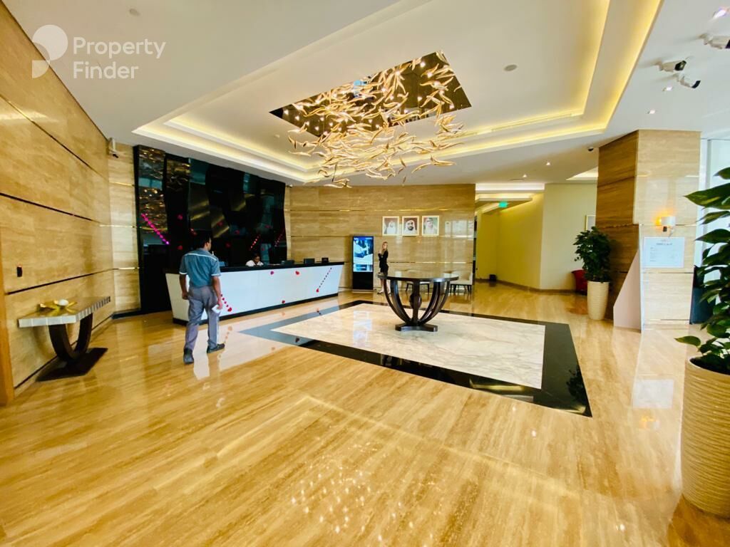 Gallery mosaic item small first